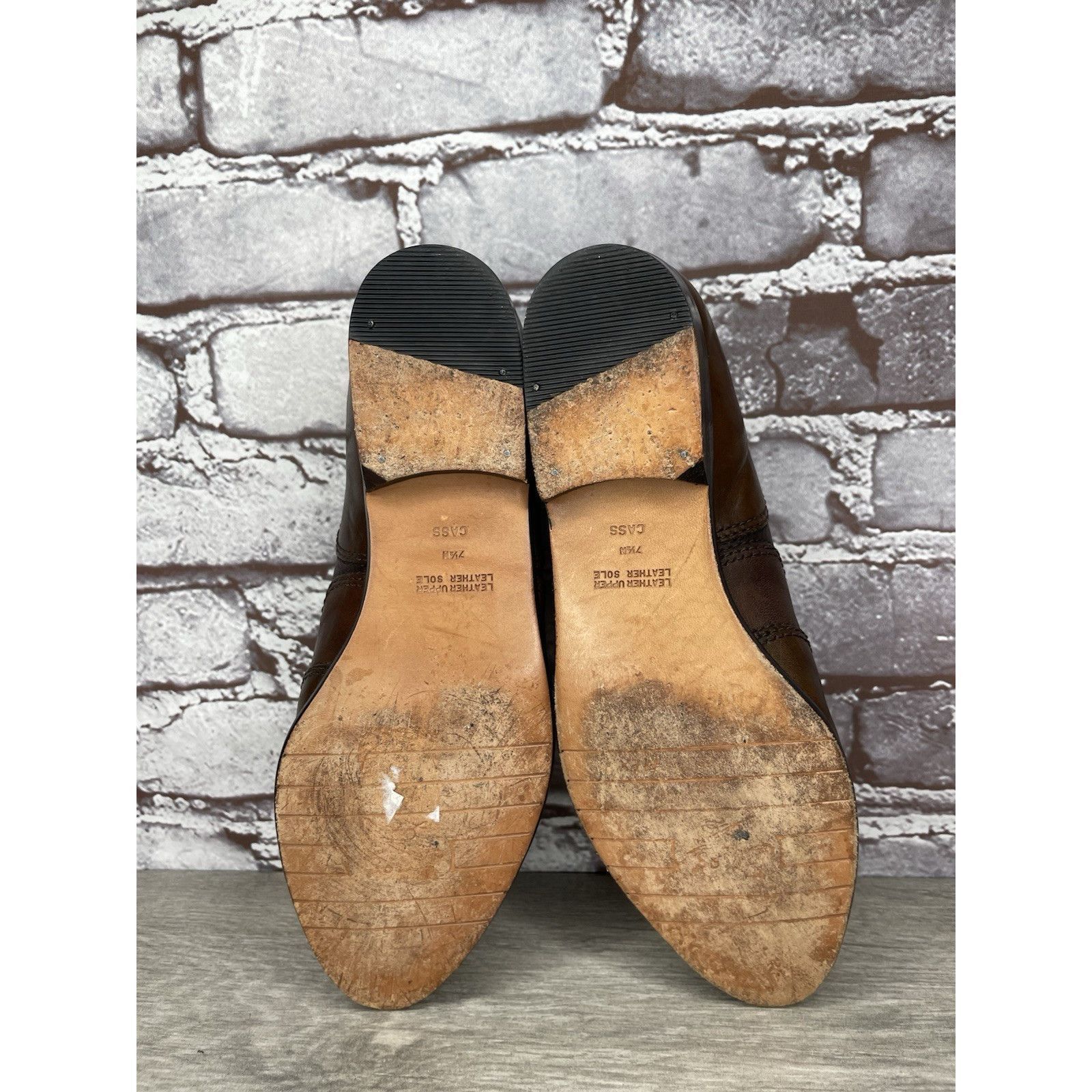 Bass G.H. Bass Tailored Brown Leather Wingtip Lace Oxfords Shoes Size US 7.5 / IT 37.5 - 23 Thumbnail