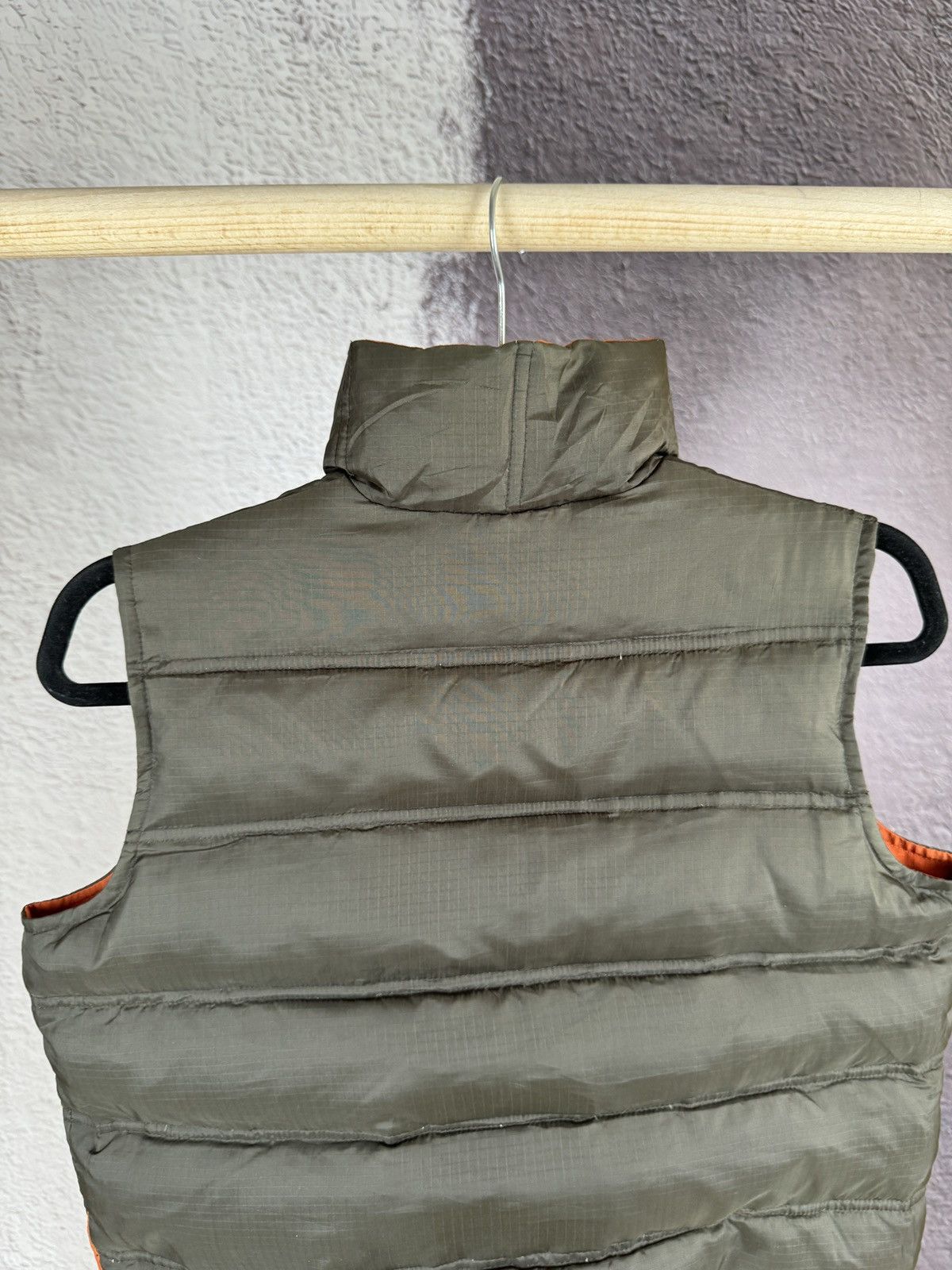 Japanese Brand Mousse Free Fakedelic Ind. winter down vest size F Size US S / EU 44-46 / 1 - 13 Thumbnail