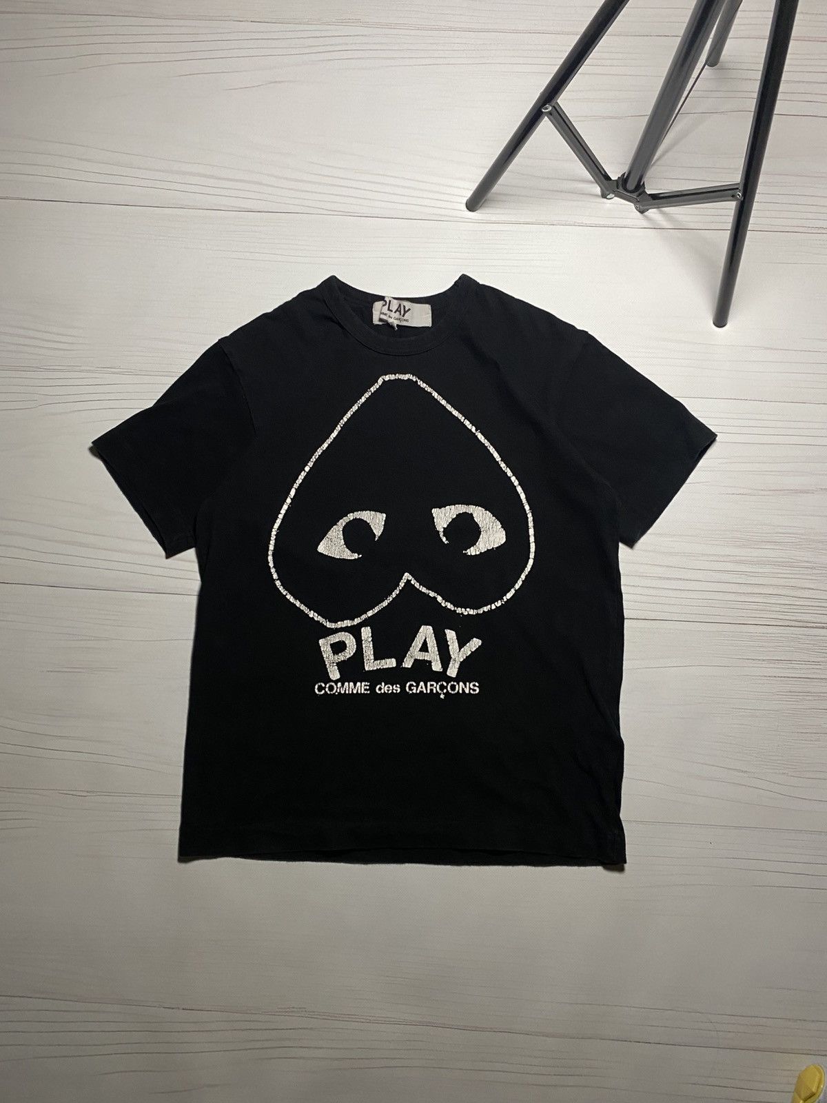 Comme des Garcons PLAY Comme Des Garcons Play Black Invertded Heart Outlin t shirt Size US M / EU 48-50 / 2 - 1 Thumbnail