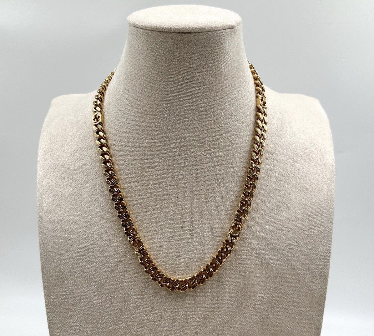 Gucci Gucci/Interlocking Double G Gold Necklace K12 Size ONE SIZE - 1 Thumbnail