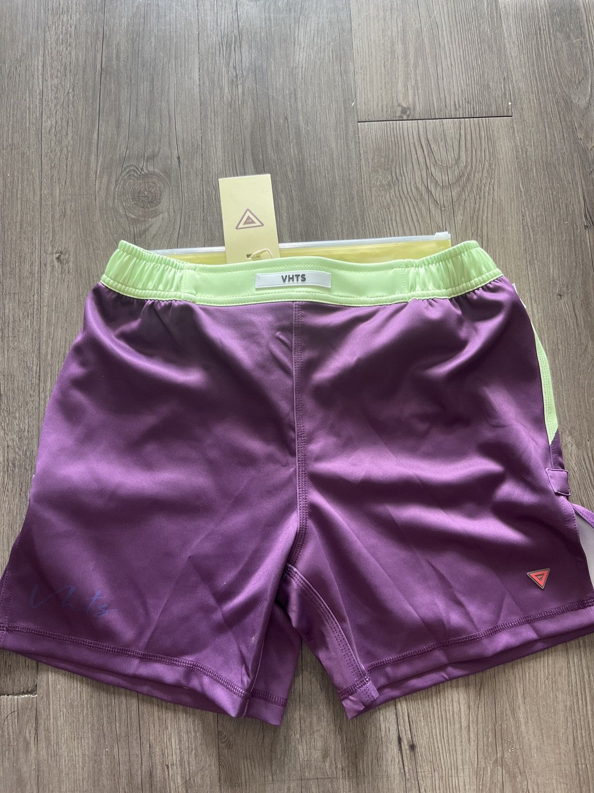 VHTS very hard to submit Broly color way