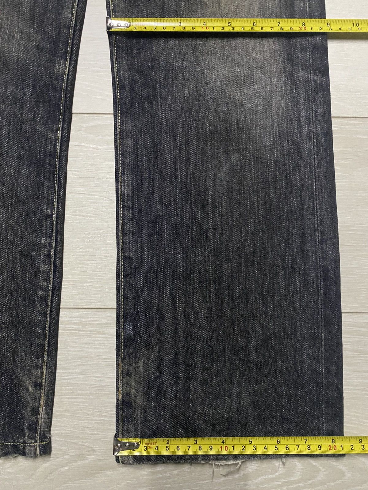 Jun Takahashi Japanese Brand Uniqlo Black Denim Distressed Loose Jeans Size US 33 - 15 Thumbnail