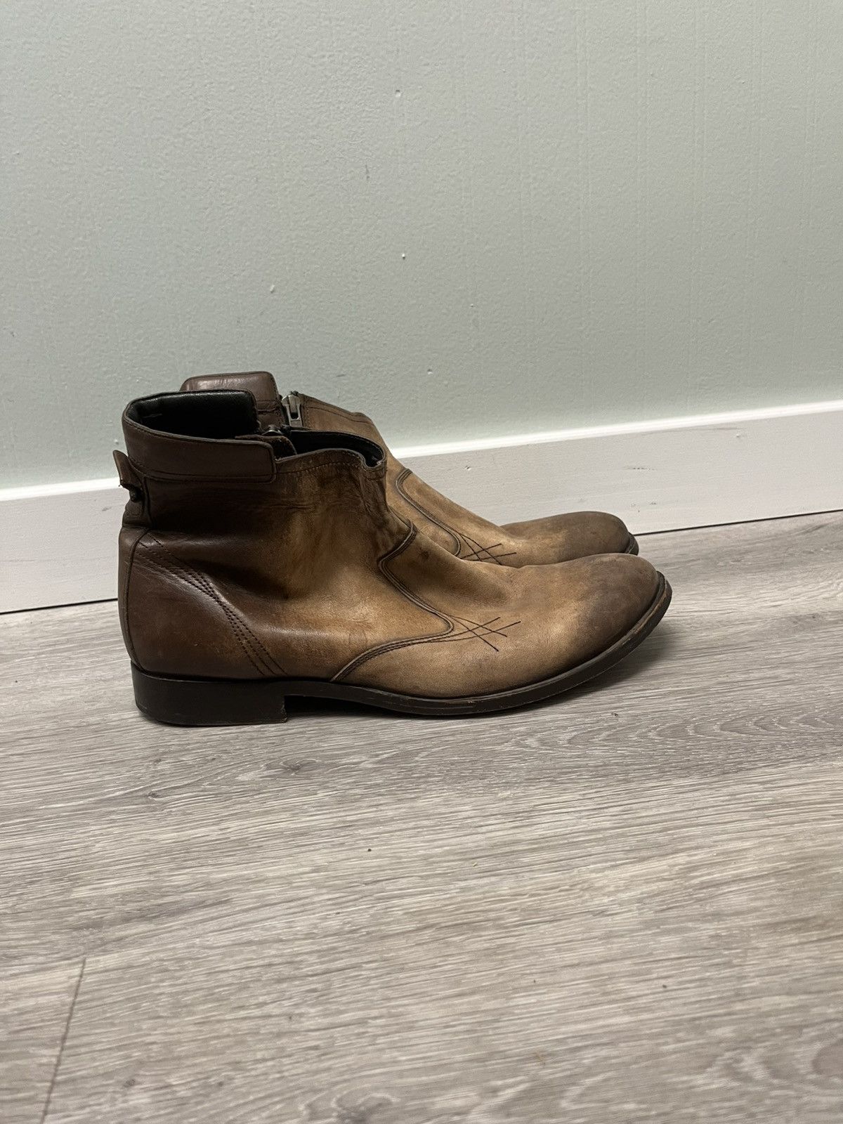 Diesel Black Gold Black gold boots. Size 9 Size US 9 / EU 42 - 2 Thumbnail