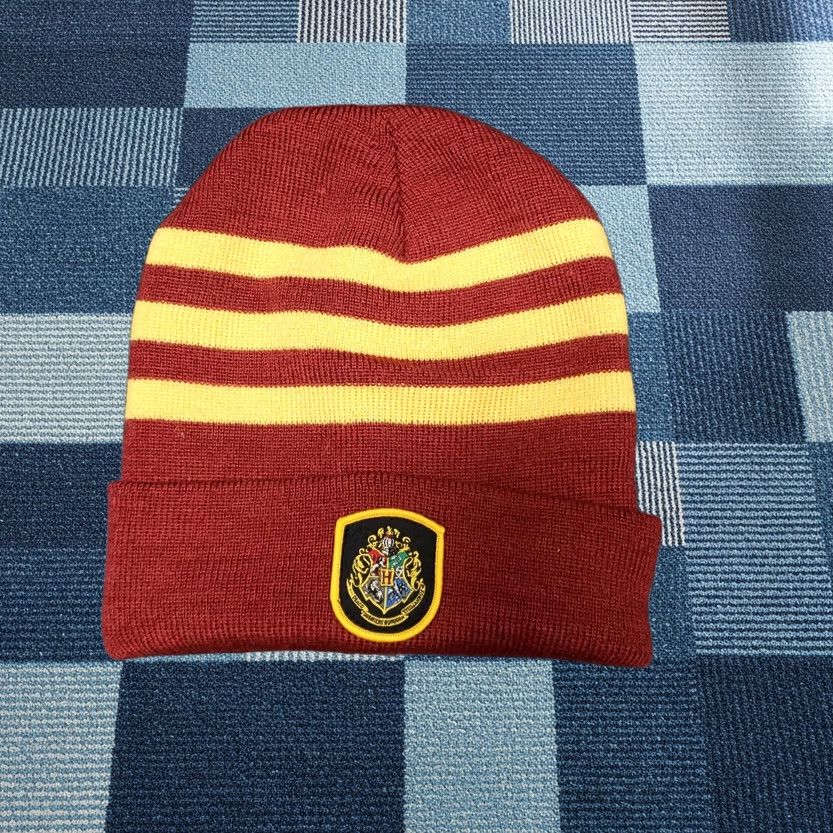 Vintage Harry Potter Hogwarts Hat Beanie Red Striped Knit Wizard Mens One Size Size ONE SIZE - 1 Thumbnail