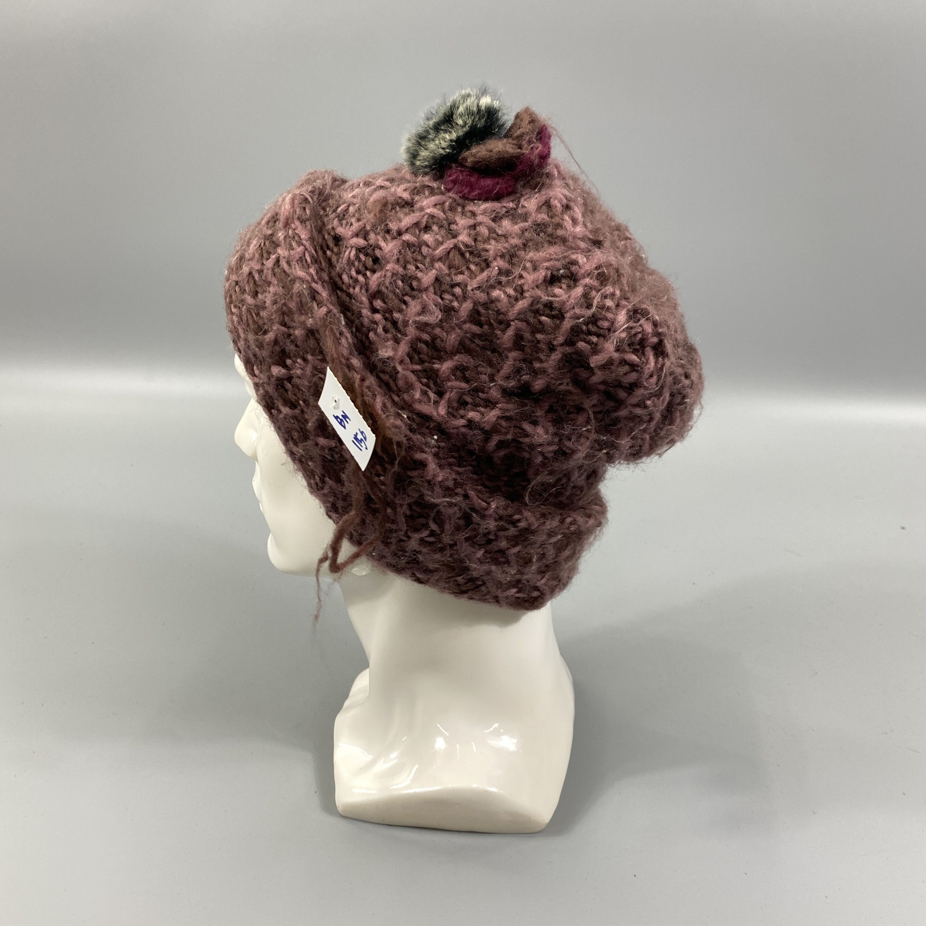 Japanese Brand Knit Snow Cap Beanie Hat With Small Flowers -BN1156 Size ONE SIZE - 1 Thumbnail