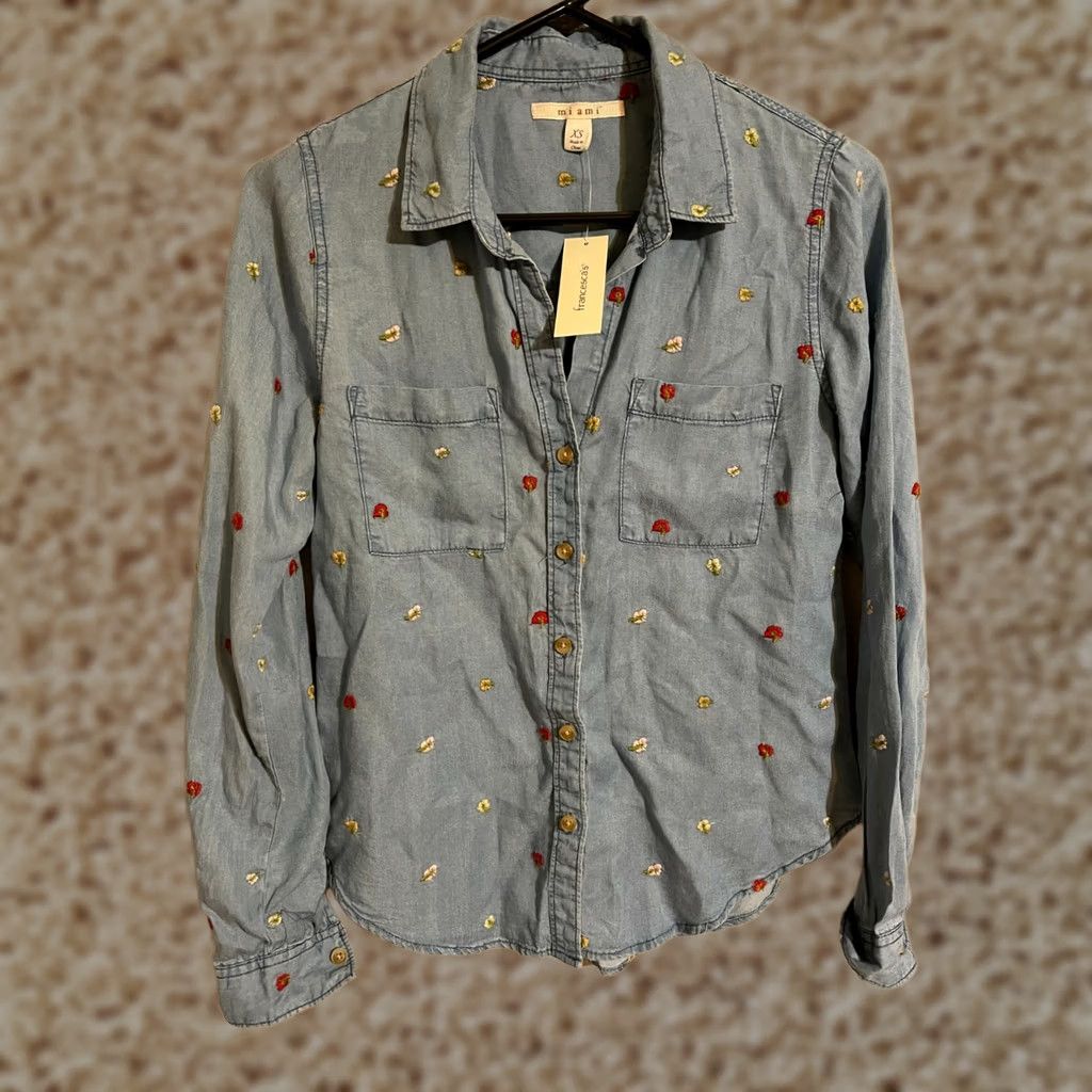 Vintage Miami Francesca's Chambray Button Up Flowers Casual Shirt Womens XS Blue Long Sleeve Size XS / US 0-2 / IT 36-38 - 1 Thumbnail