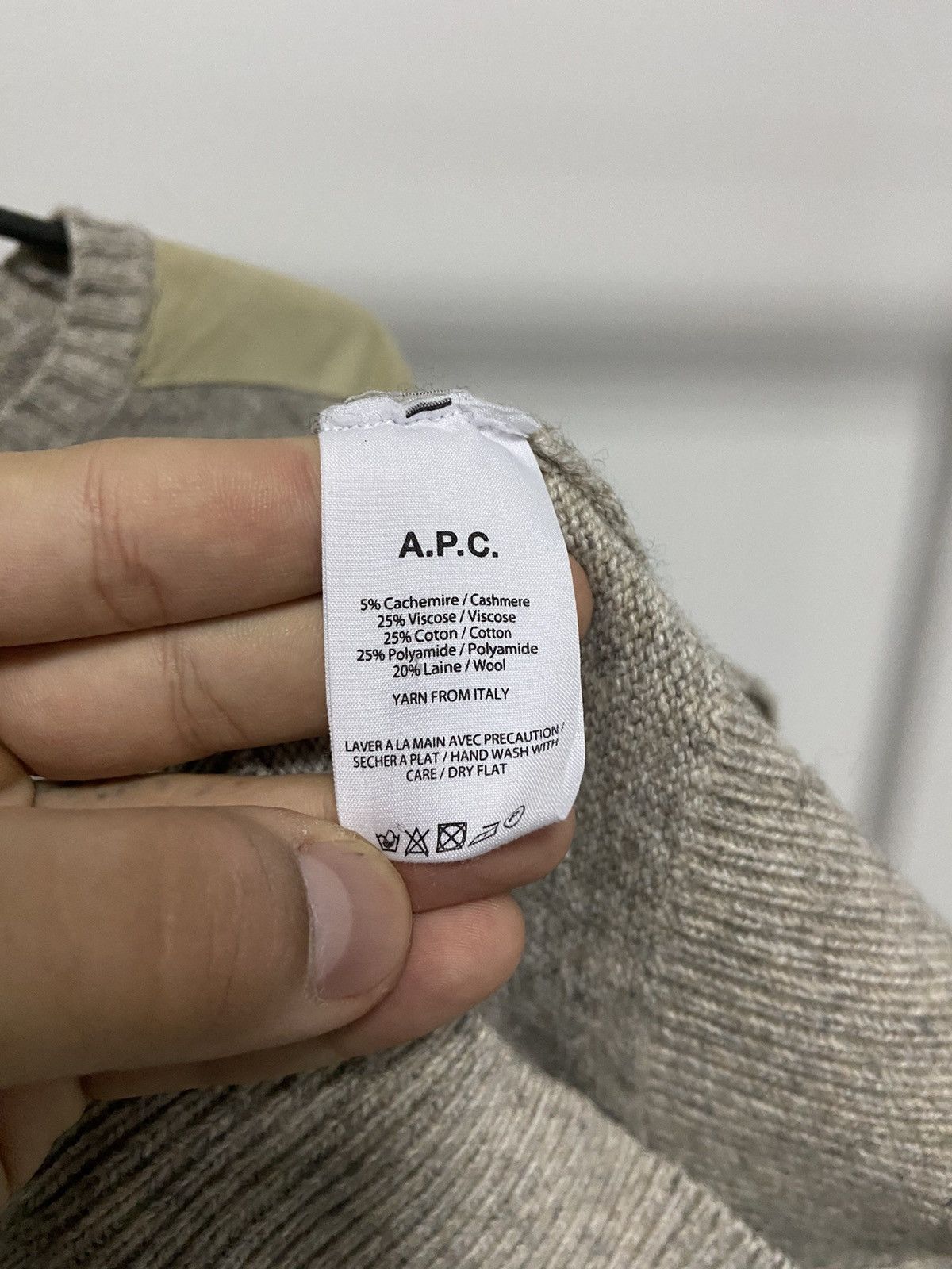 A.P.C. × Vintage APC Rue Madame Paris cashmere sweater vintage Size US S / EU 44-46 / 1 - 6 Thumbnail