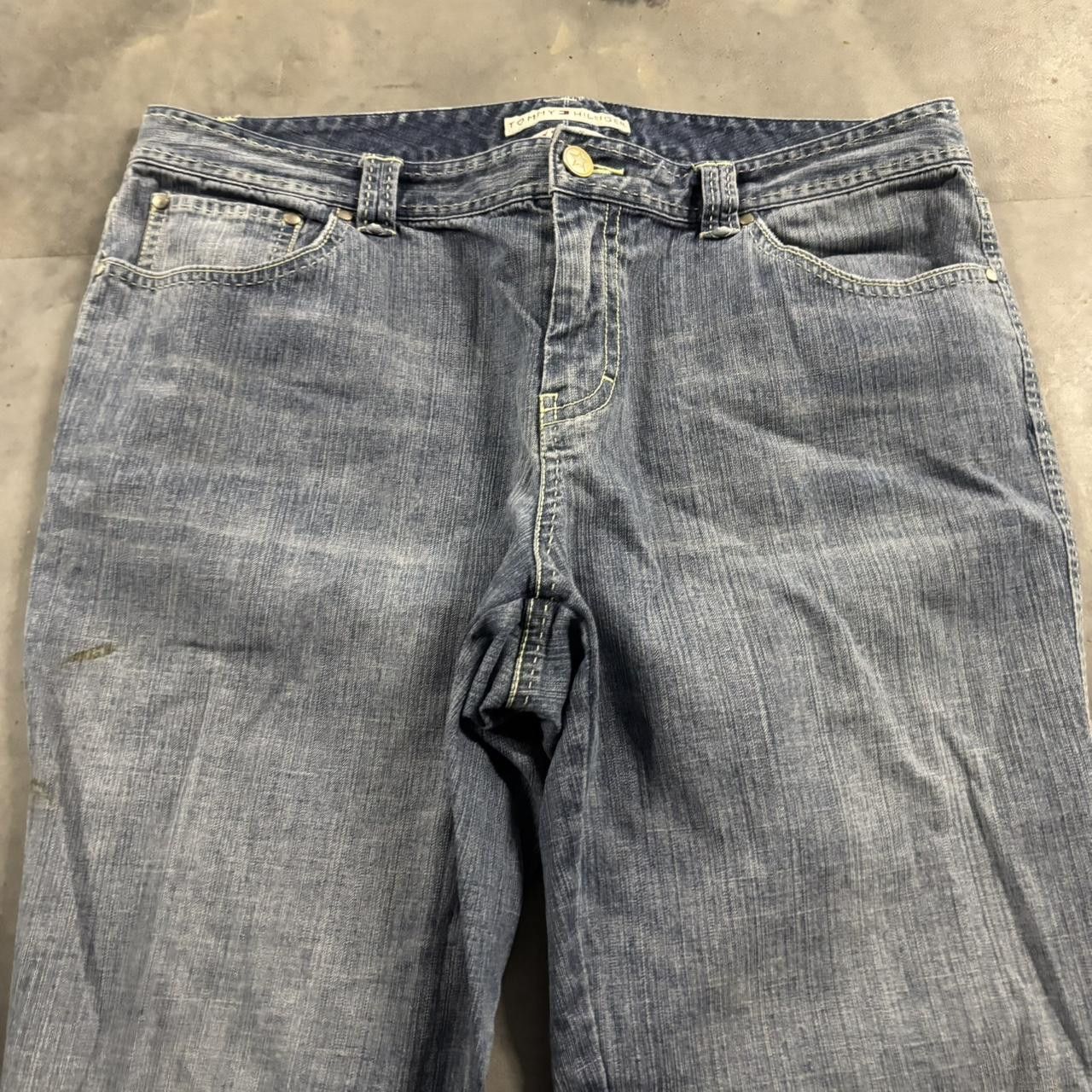 Tommy Hilfiger Crazy Vintage Y2K/2000s Light Wash Tommy Hilfiger Bootcut Denim Jeans! 34x32 Size US 34 / EU 50 - 5 Thumbnail