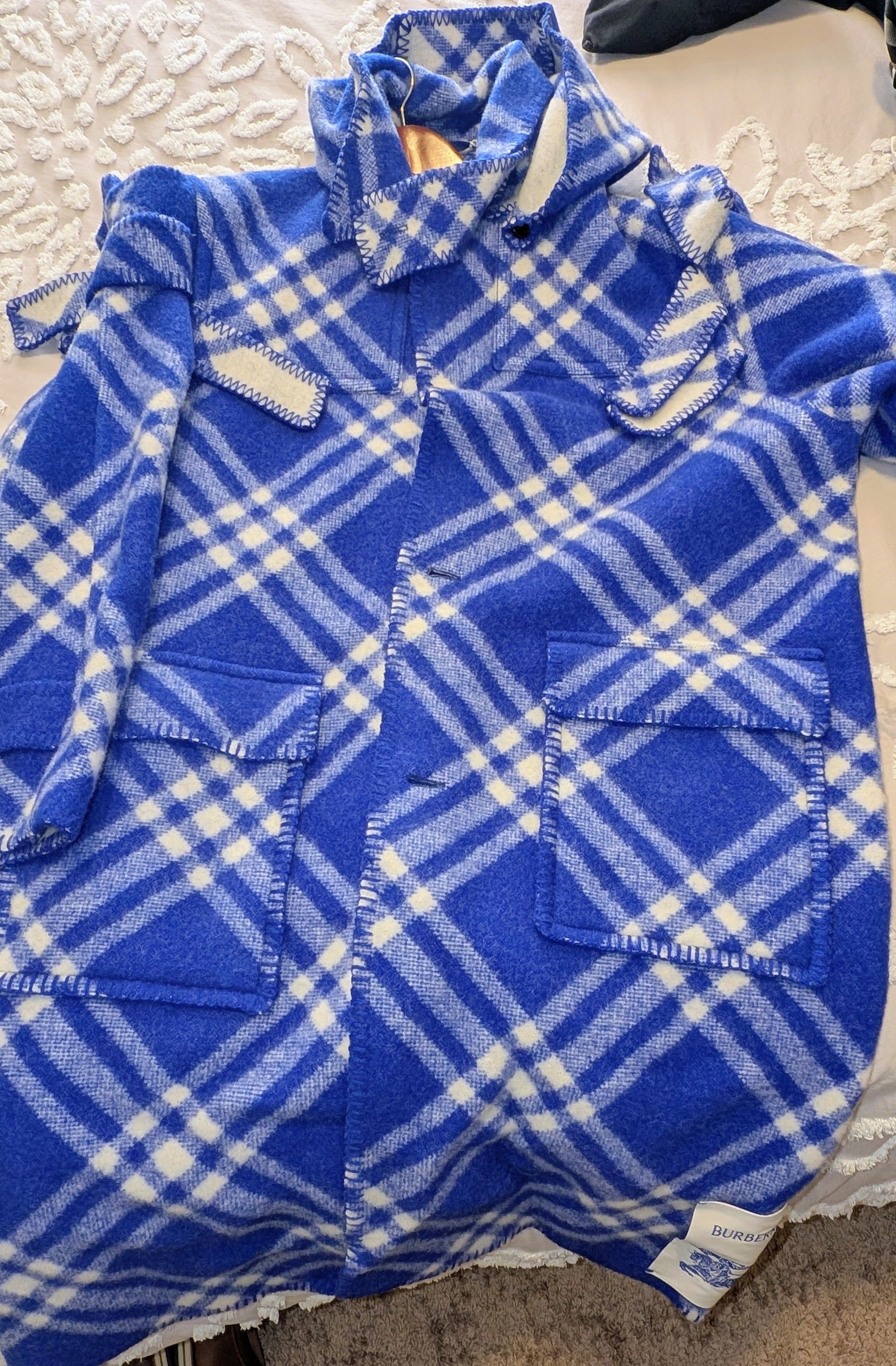 Burberry Burberry Fleece Blue Check Coat with detachable Hoodie (NEW) Size US L / EU 52-54 / 3 - 3 Thumbnail