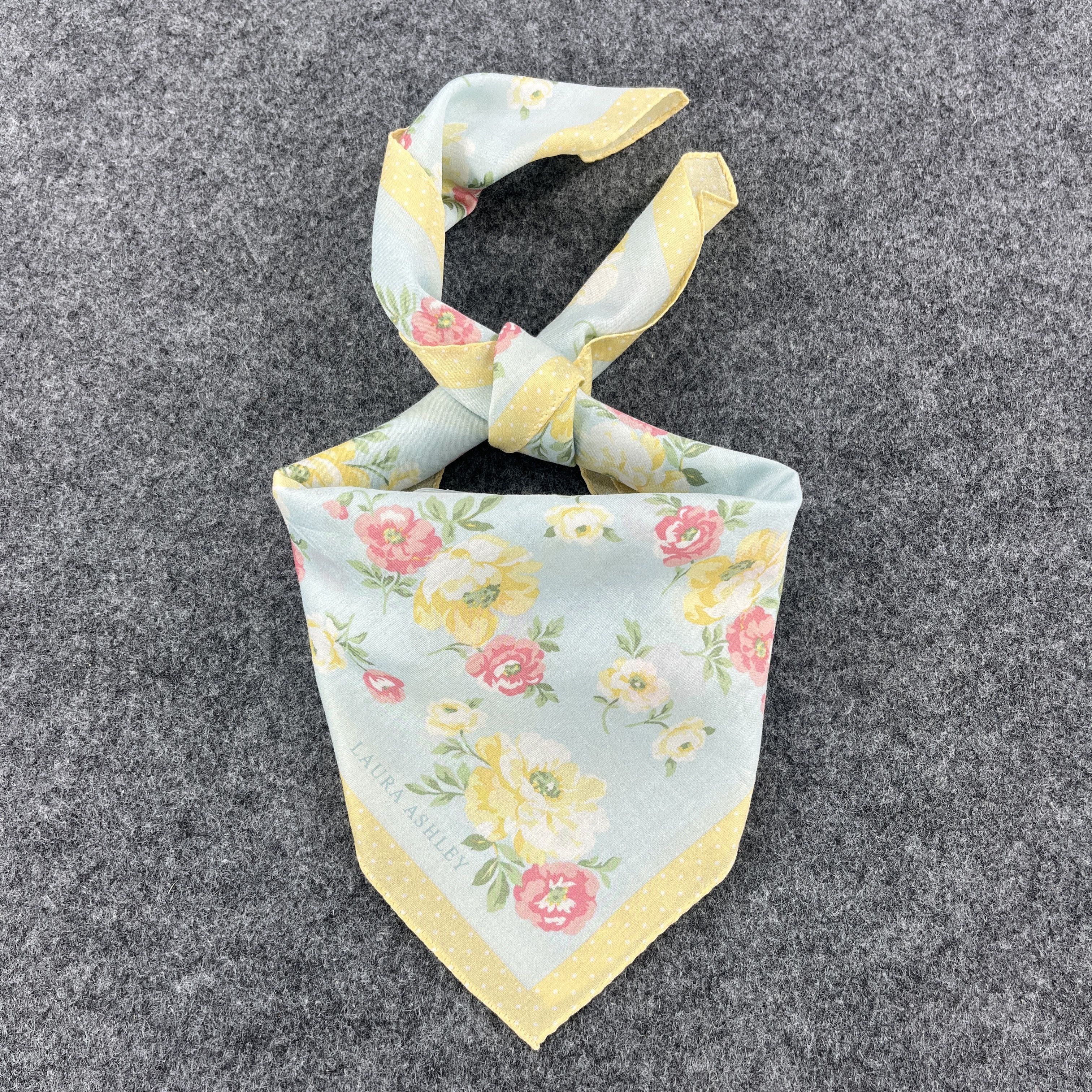 Laura Ashley Laura Ashley Handkerchief / Bandana / Neckerchief B048 Size ONE SIZE - 4 Thumbnail