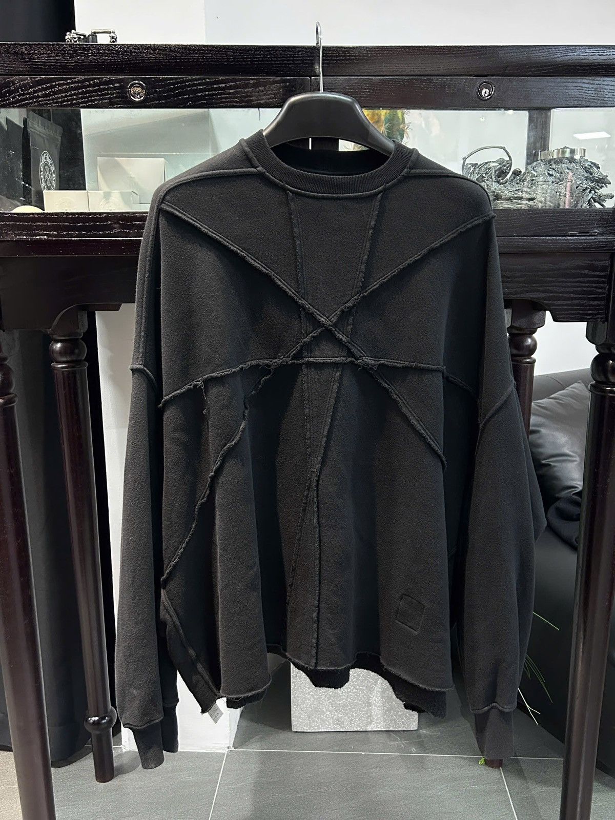 Rick Owens Drkshdw Rick Owens DRKSHDW Black Crater Sweatshirt Size US S / EU 44-46 / 1 - 1 Thumbnail