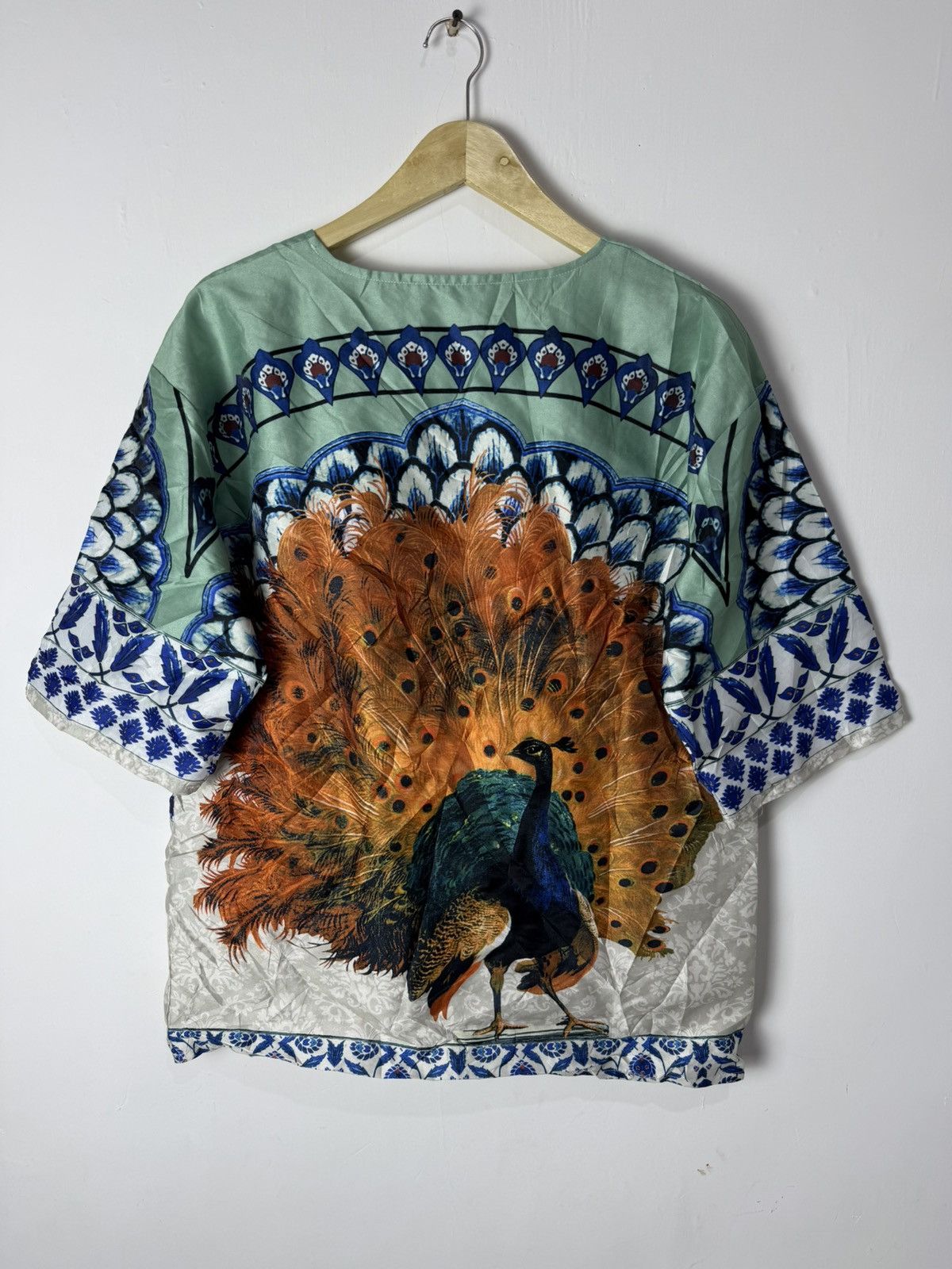 Dolce & Gabbana Dolce&Gabbana Peacock Print Tshirt Size US XL / EU 56 / 4 - 2 Thumbnail