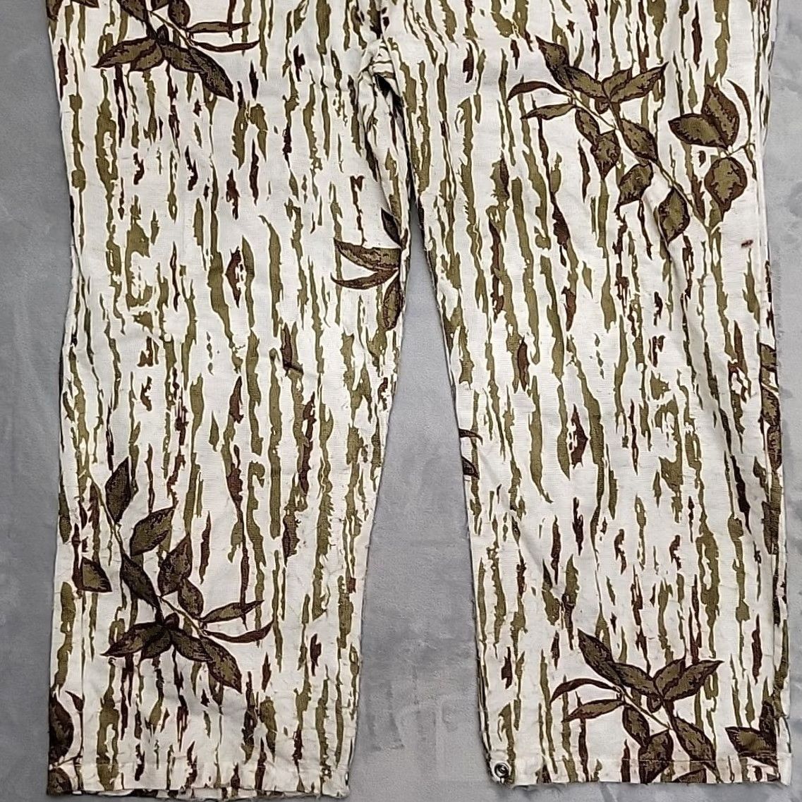 Vintage VINTAGE Cabelas Hunting Pants XL/3X White Camo Tree Bark Camouflage Made In The USA Men Size US 36 / EU 52 - 2 Thumbnail