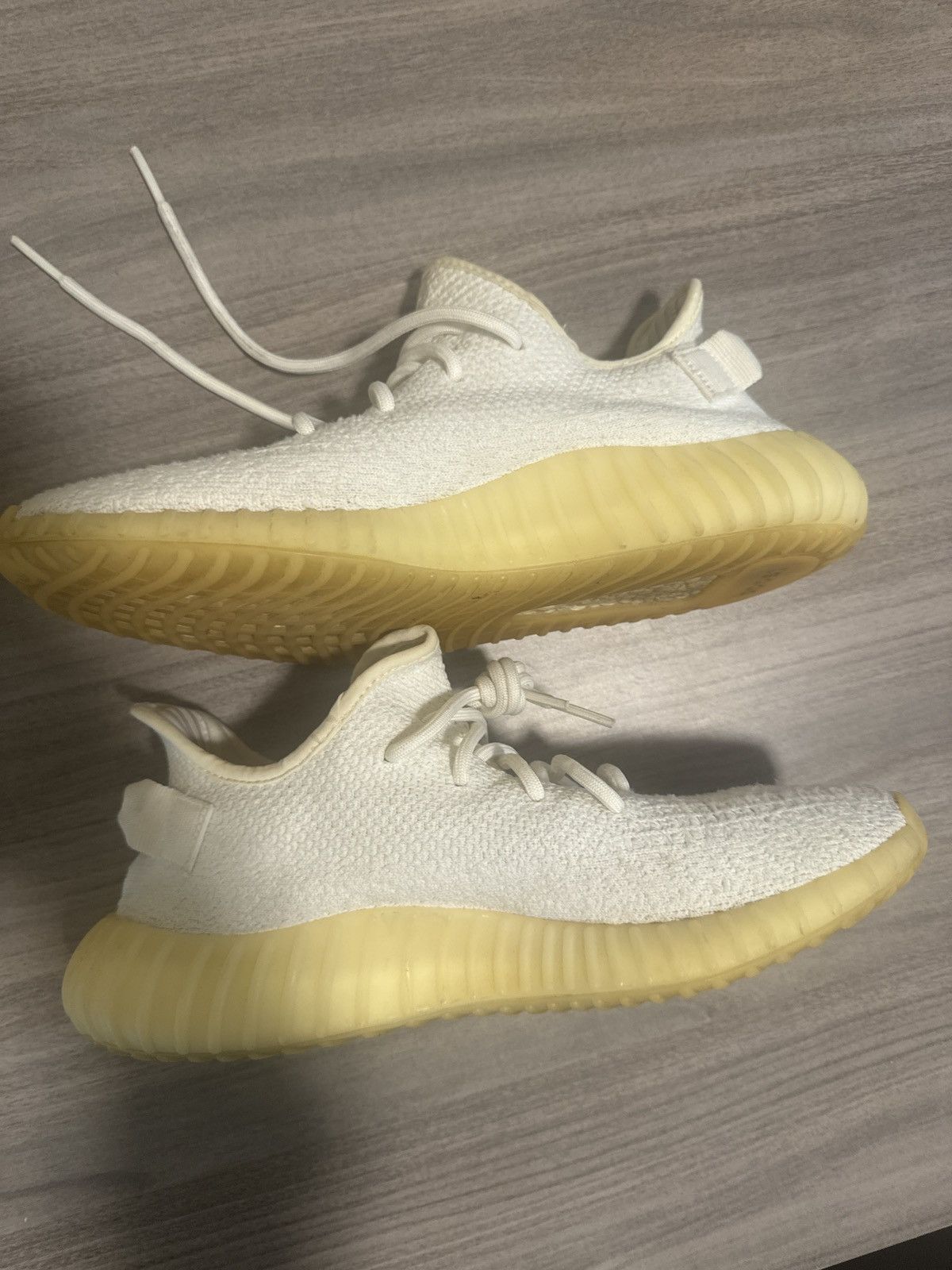 Adidas Yeezy Cream V2’s No Box Yellow Bottom Solid Upper Size US 9.5 / EU 42-43 - 2 Thumbnail