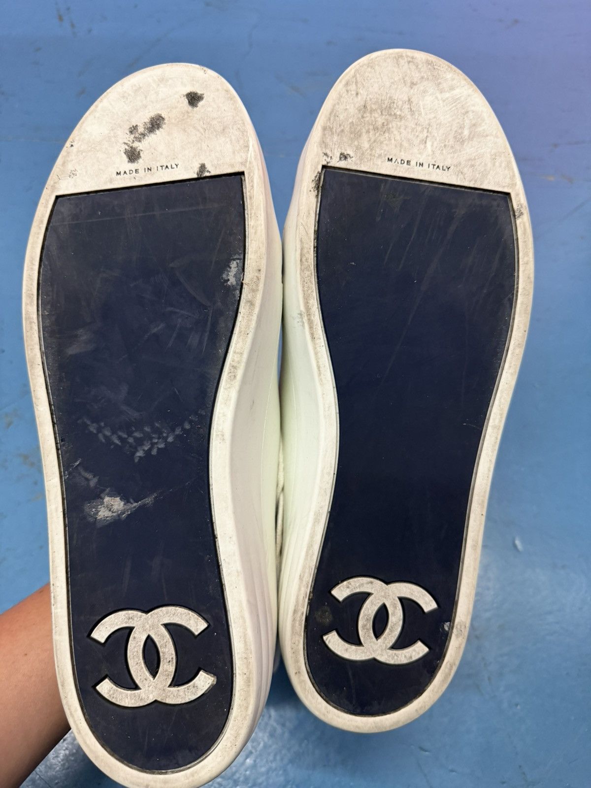 Chanel CHANEL LOW SNEAKERS Size US 12 / EU 45 - 5 Thumbnail