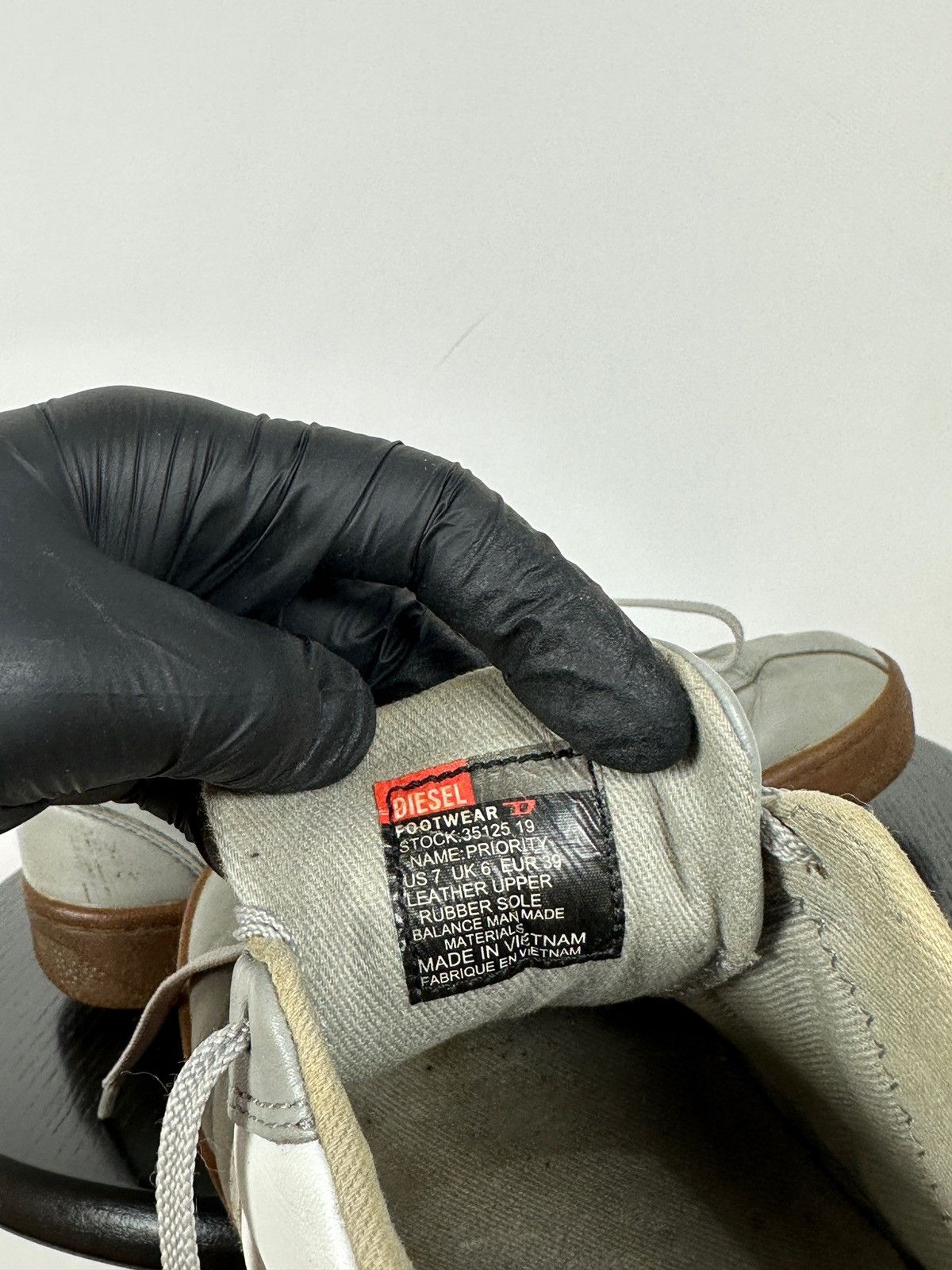 Diesel Vintage Diesel Y2K Leather Sneakers Size US 7 / EU 40 - 22 Thumbnail