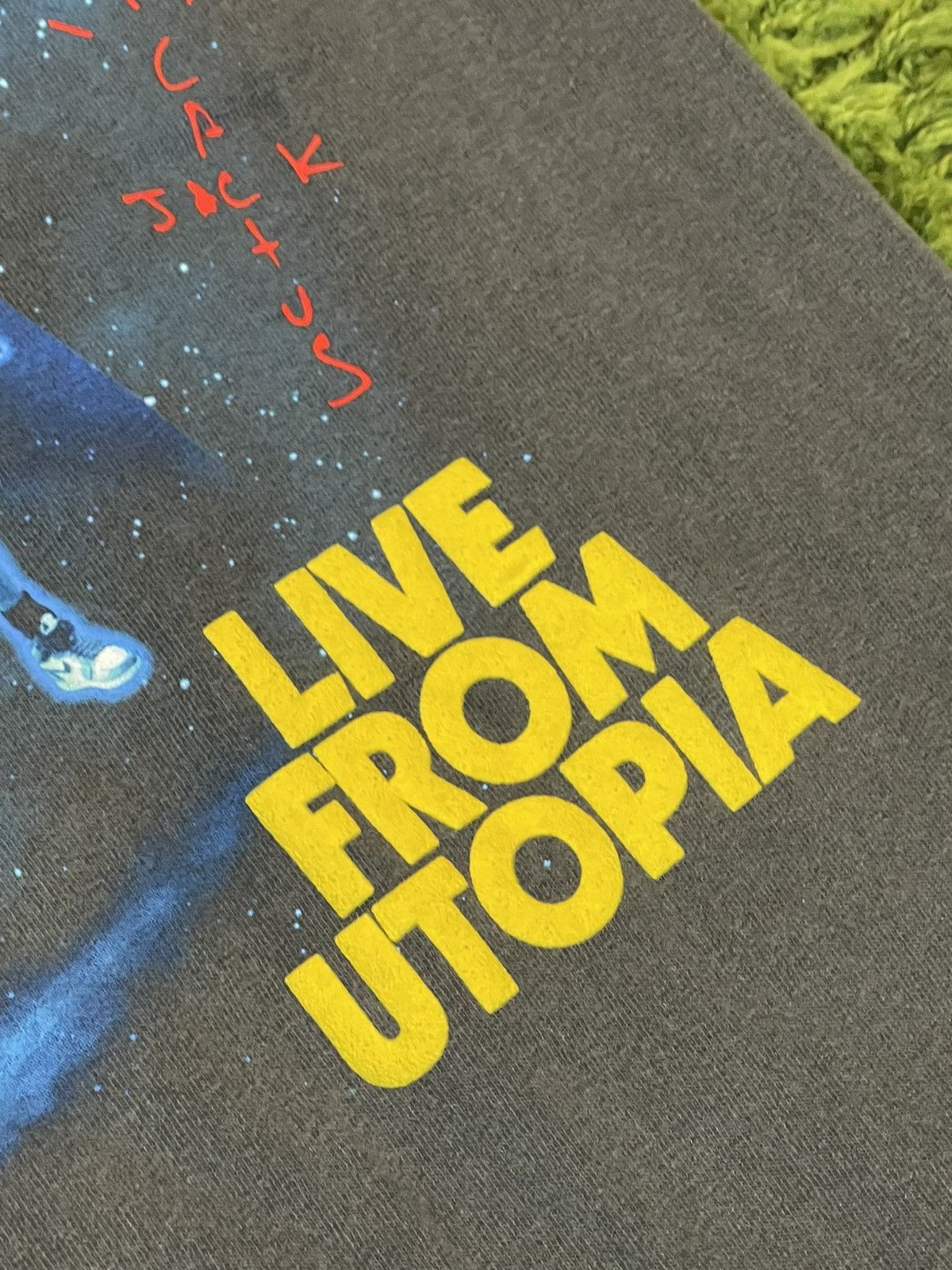 Travis Scott Travis Scott McDonalds Live from Utopia brand new size Large Size US L / EU 52-54 / 3 - 2 Thumbnail