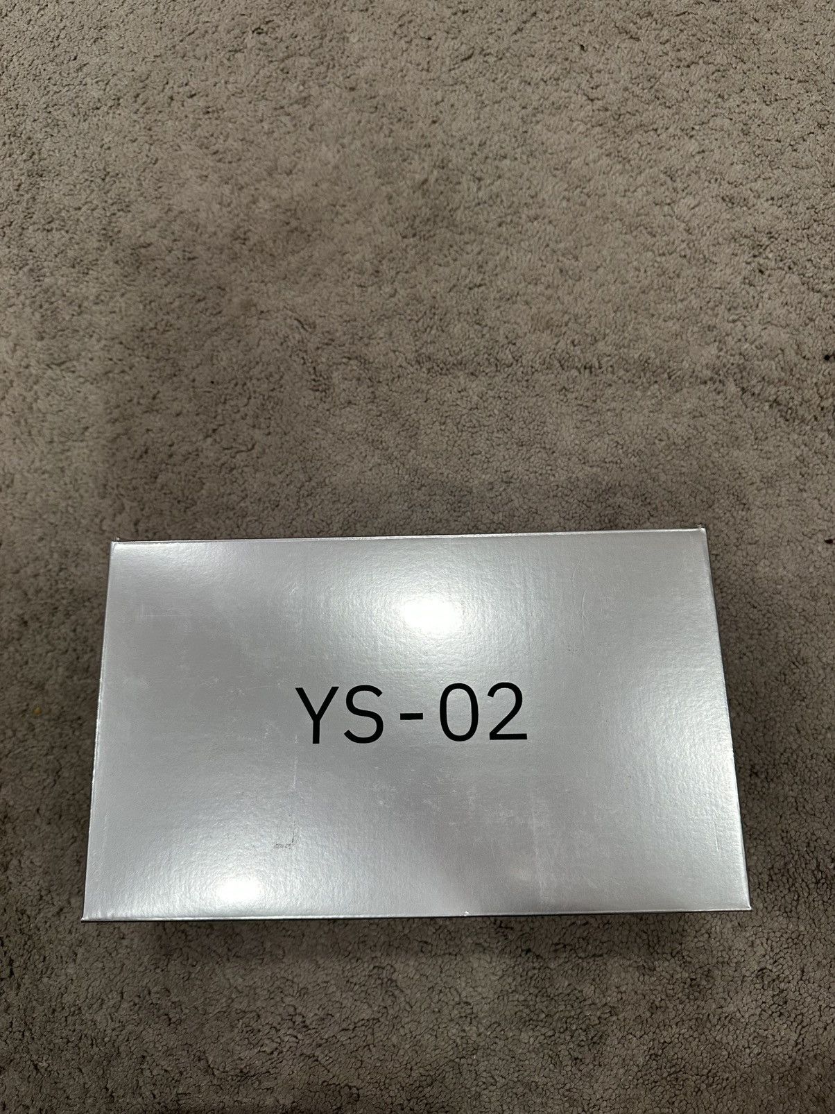 Yeezy YS-02 slides Size US 9 / EU 42 - 9 Thumbnail