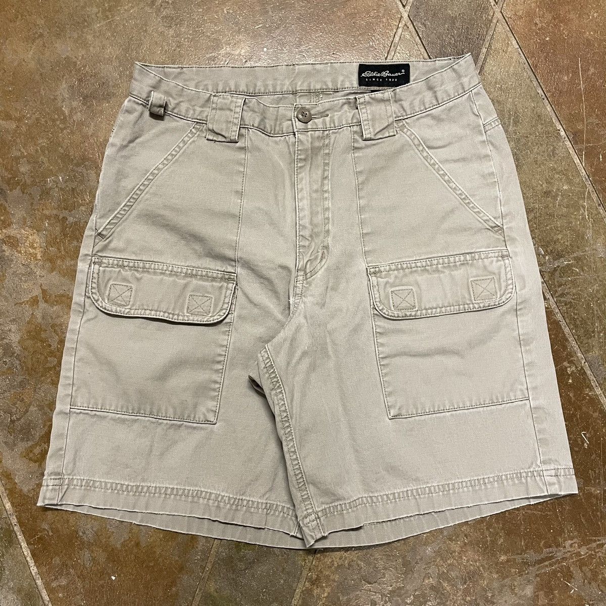 Eddie Bauer × Vintage Vintage 1990s Eddie Bauer Hiking Shorts - Carhartt Style Size US 30 / EU 46 - 1 Thumbnail