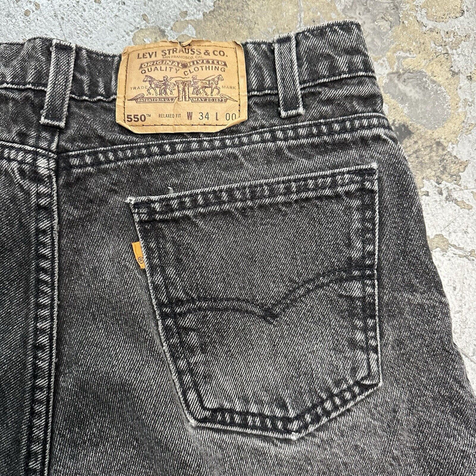 Levi's × Vintage Vintage 90s Levi’s 550 Orange Tab Black Denim Shorts Jorts Size US 34 / EU 50 - 3 Thumbnail