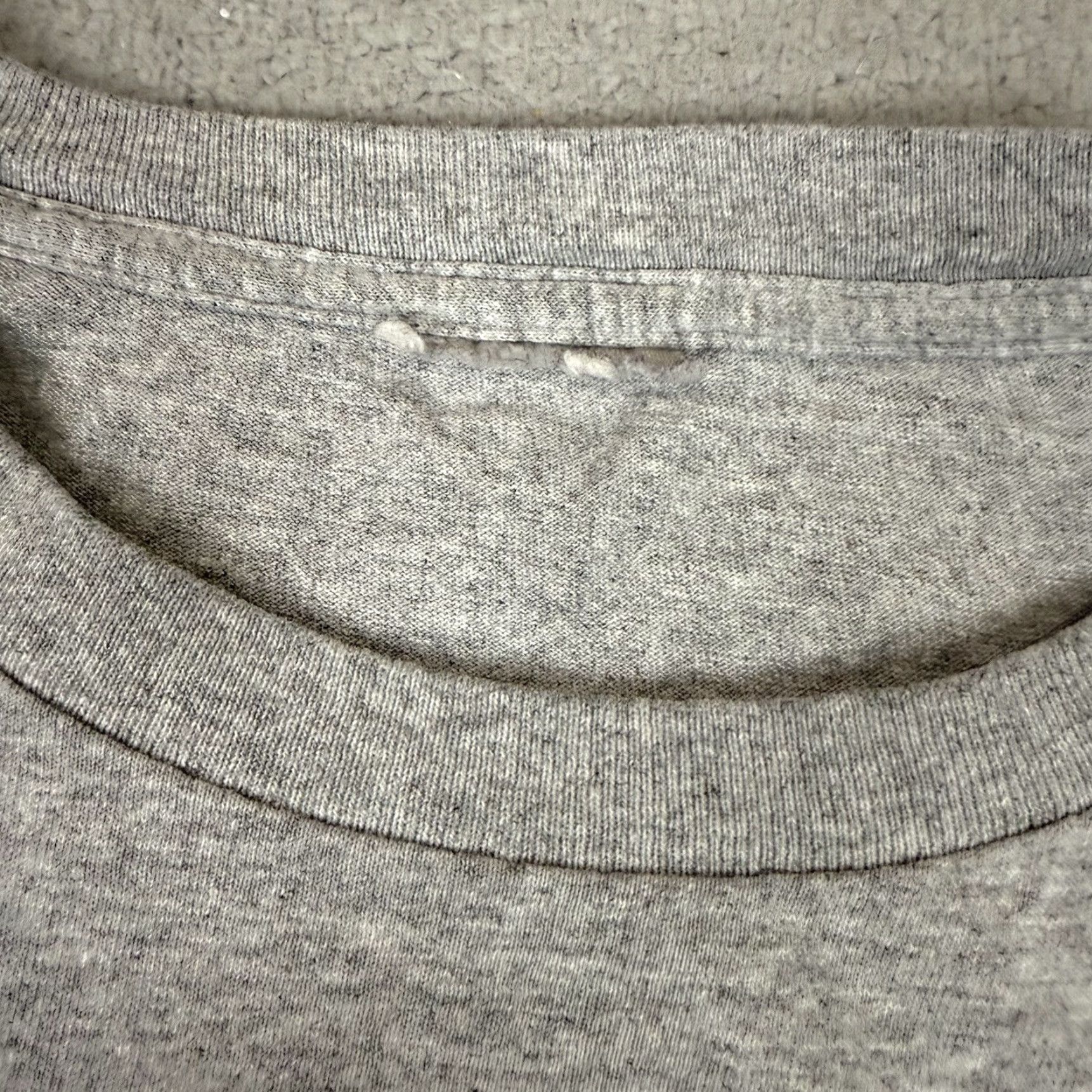 Nike VINTAGE Nike T Shirt Mens XL Gray Swoosh Logo 90s Sports USA Distressed Casual Rare Size US XL / EU 56 / 4 - 4 Thumbnail