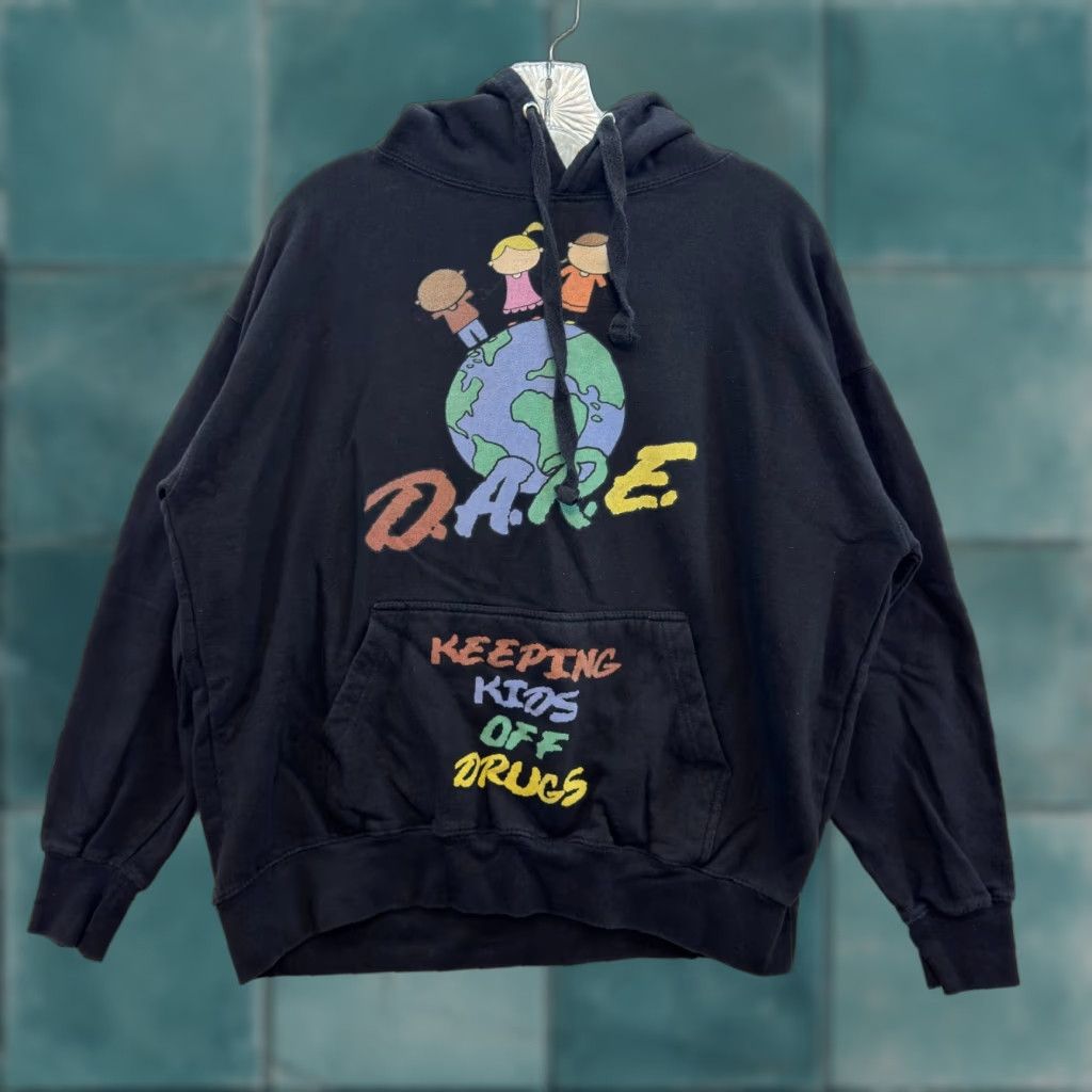 Vintage DARE Hoodie Sweatshirt Medium Black Graphic Drugs Promo Merch Sweater Jacket Mens M Black Graphic D.A.R.E. Pullover 90s? Size US M / EU 48-50 / 2 - 1 Thumbnail