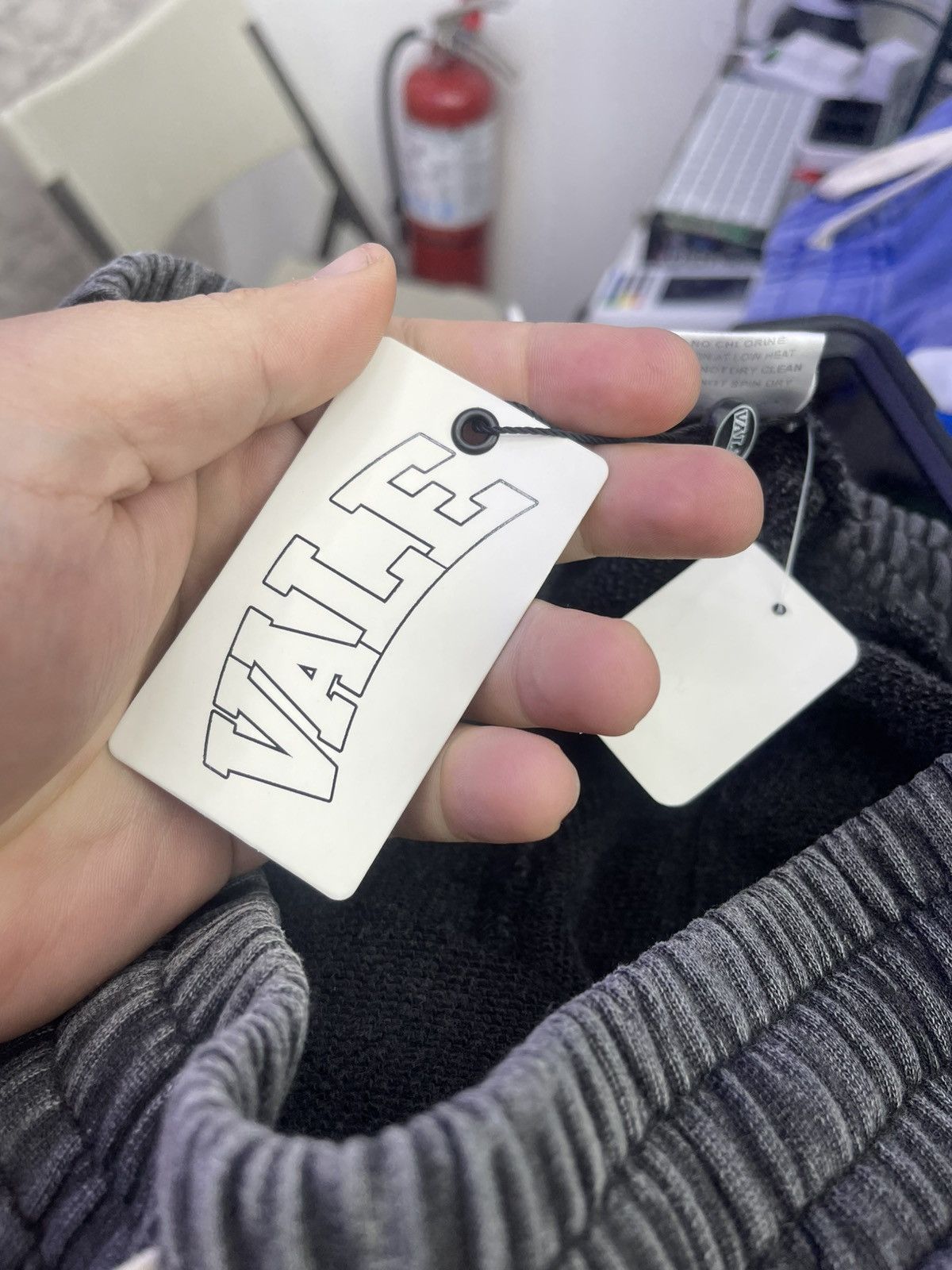 Vale Vale lives “Midnight” Sweatpants (black) Size US 28 / EU 44 - 6 Thumbnail