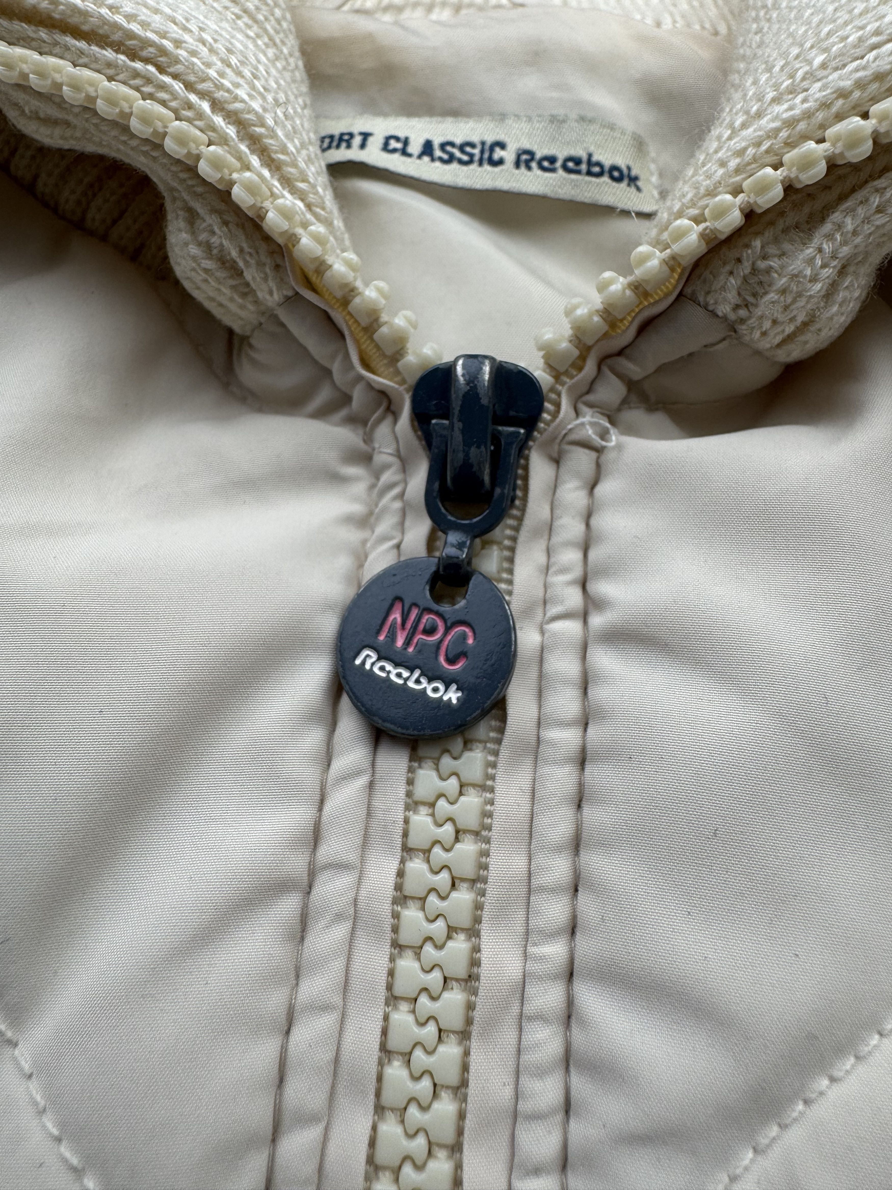 Reebok Reebok Vintage Cropped Jacket (ES9)(G7) Size M / US 6-8 / IT 42-44 - 4 Thumbnail