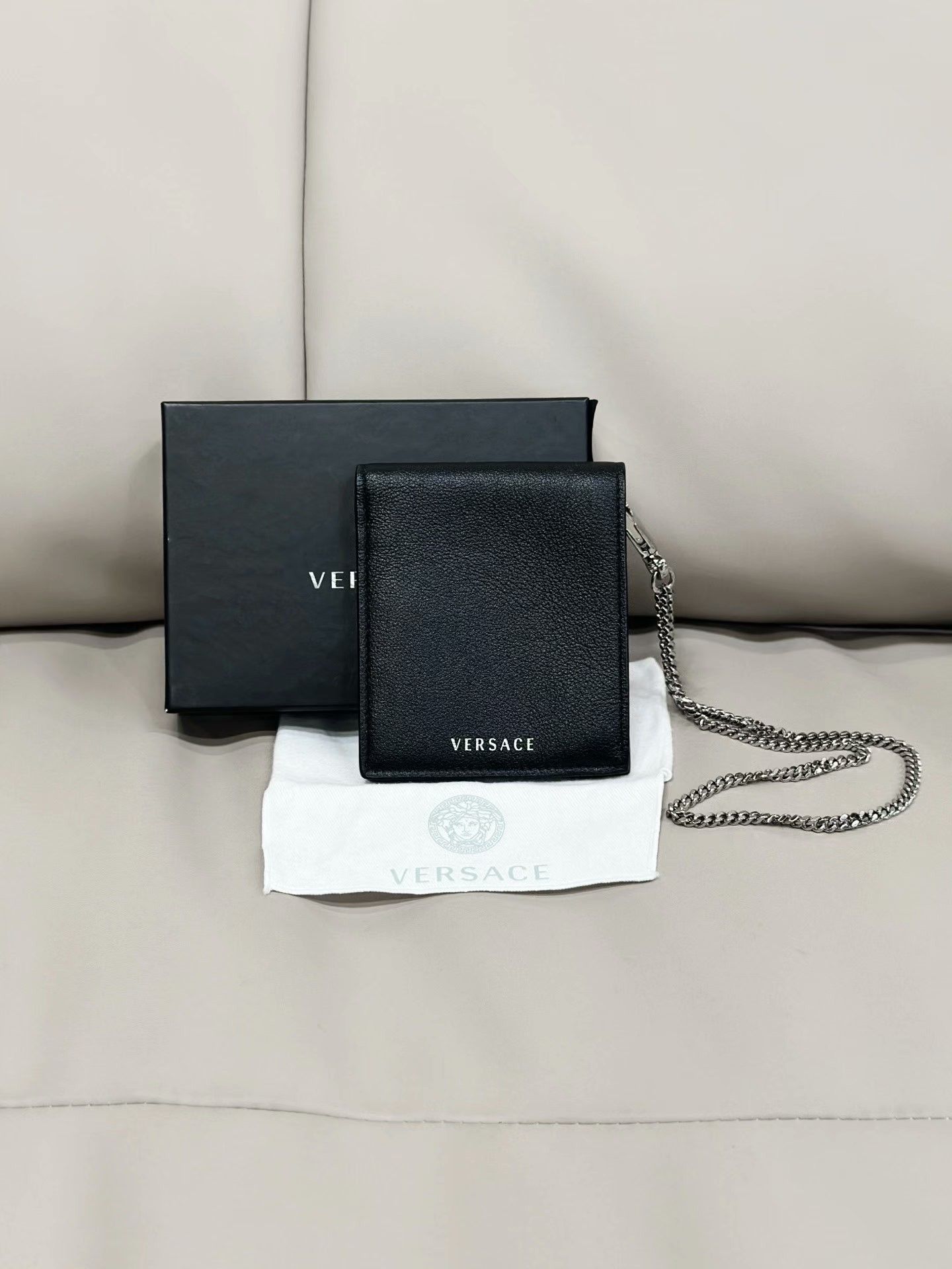 Versace Versace Black Chain Wallet Card Holder Size ONE SIZE - 1 Thumbnail