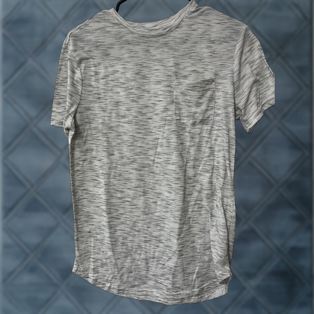 Guess G by GUESS Shirt Adult Small Gray Pocket Logo Stretch Crew Neck Mens Size US S / EU 44-46 / 1 - 1 Thumbnail