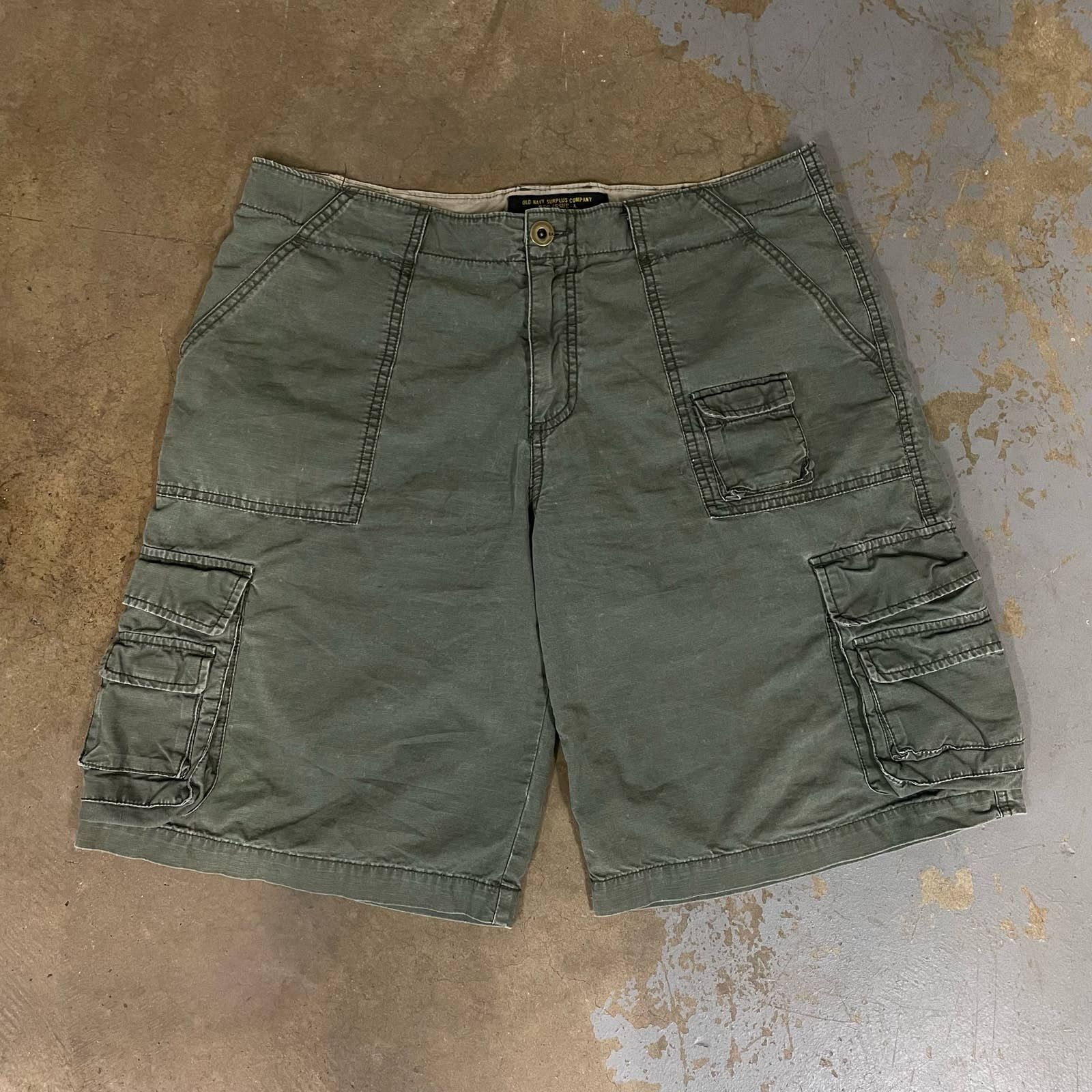 Vintage Y2k Old Navy Military Cargo Loose Baggy Work Shorts W34 | Grailed