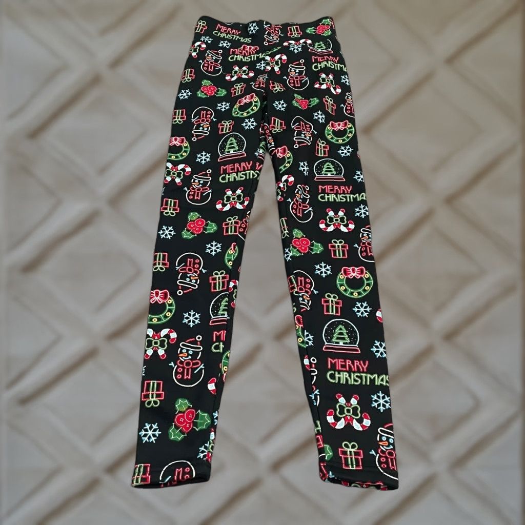 Vintage No Boundaries Christmas Sweatpants Juniors Small Multi Slim High Rise Fleece NWT Size 28" / US 6 / IT 42 - 1 Thumbnail