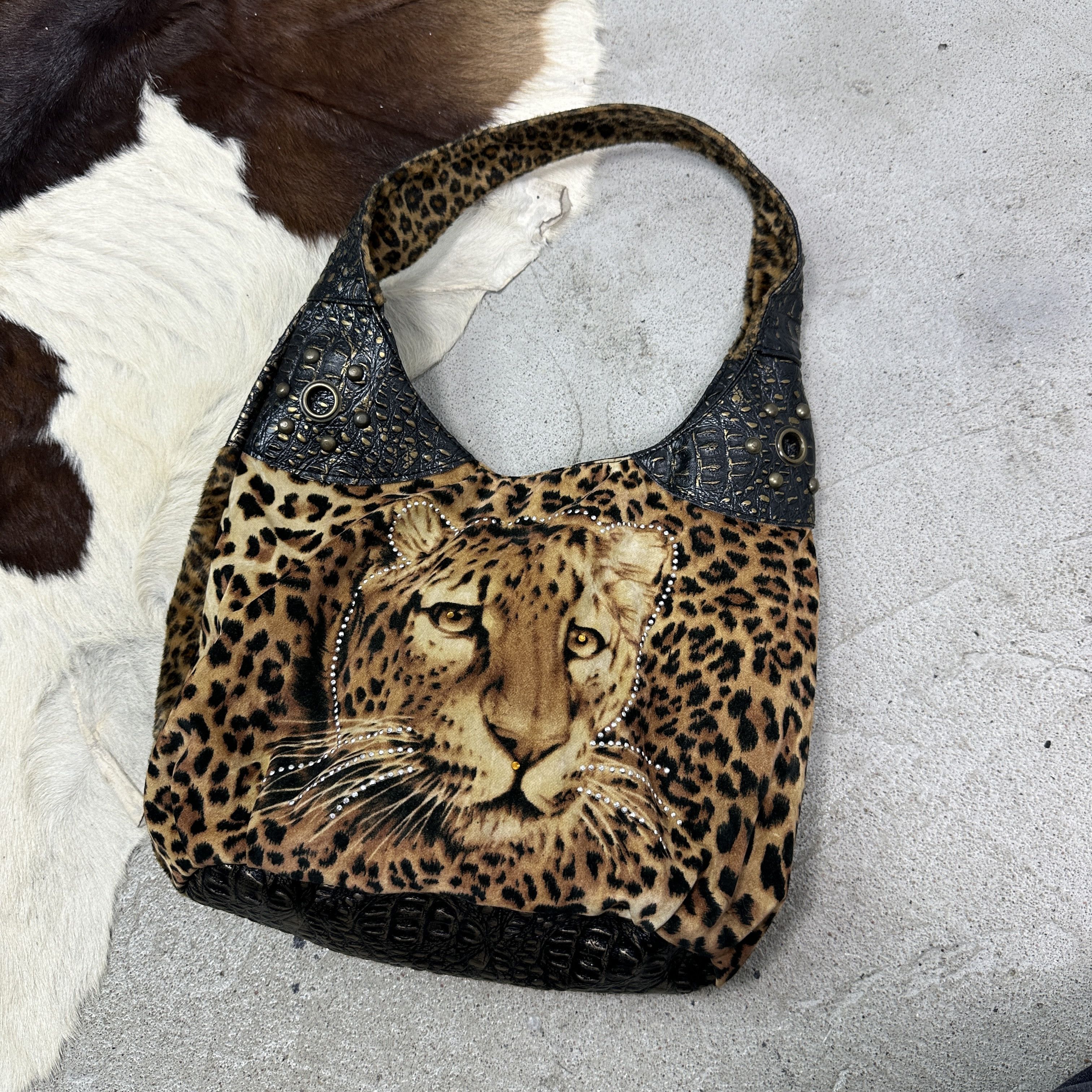 Vintage Vintage Avant Garde Cheetah Hobo Bag 00s Size ONE SIZE - 2 Thumbnail