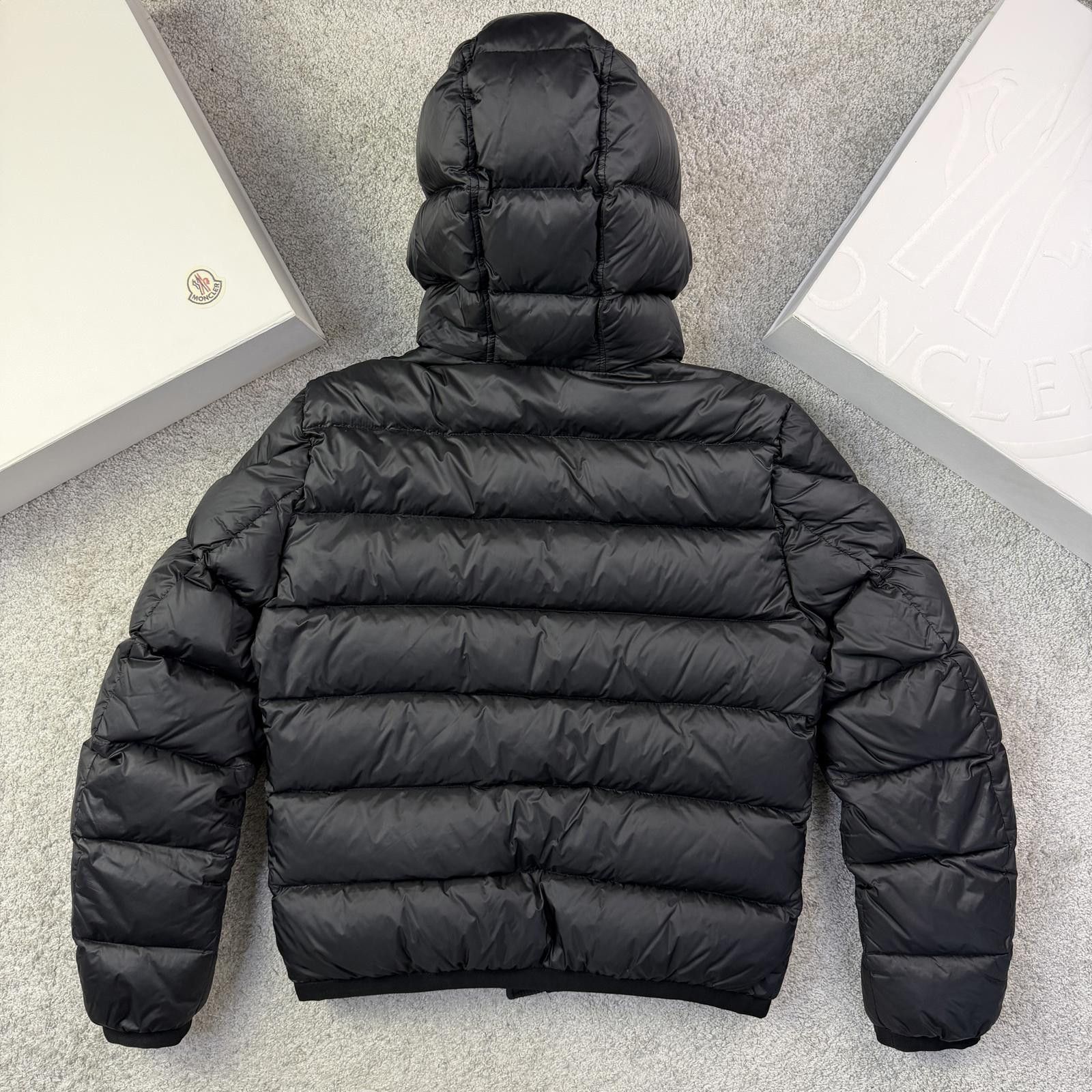 Moncler Moncler Clamart Size 2 S Size US S / EU 44-46 / 1 - 4 Thumbnail