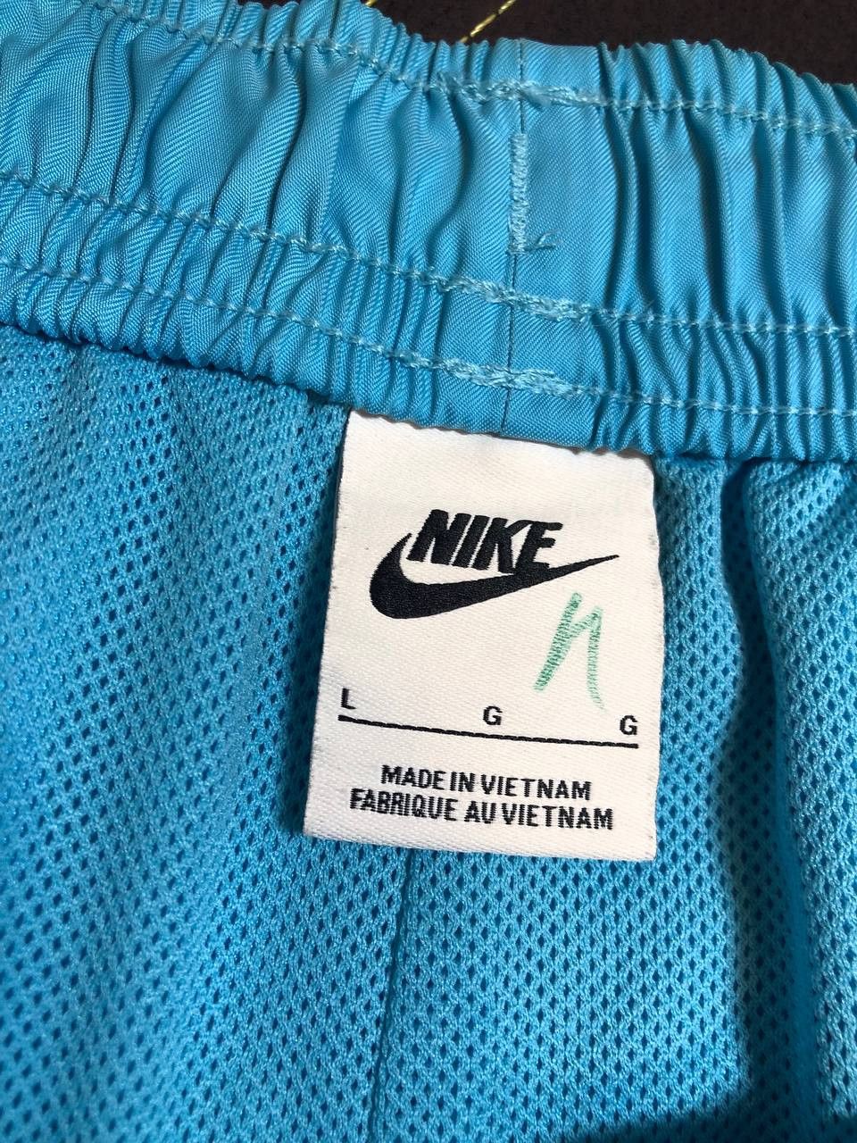 Nike Nike Sportswear Essential Athletic Shorts Standard fit Size US 34 / EU 50 - 2 Thumbnail