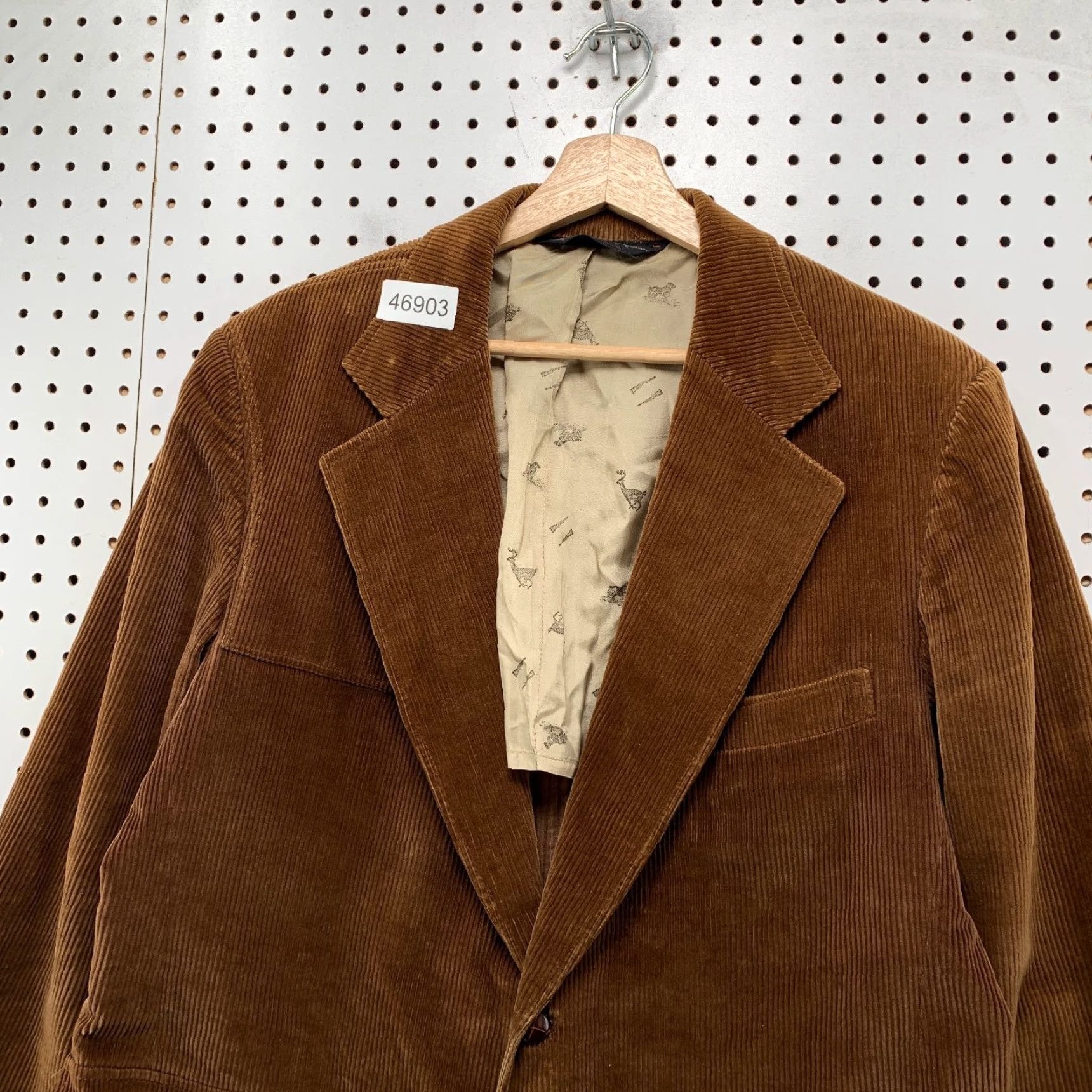 Vintage Vintage Cricketeer Corduroy Sport Coat Blazer Mens 42 Brown Heavyweight USA Blazer 60s 70s Mens Size 42R - 7 Thumbnail