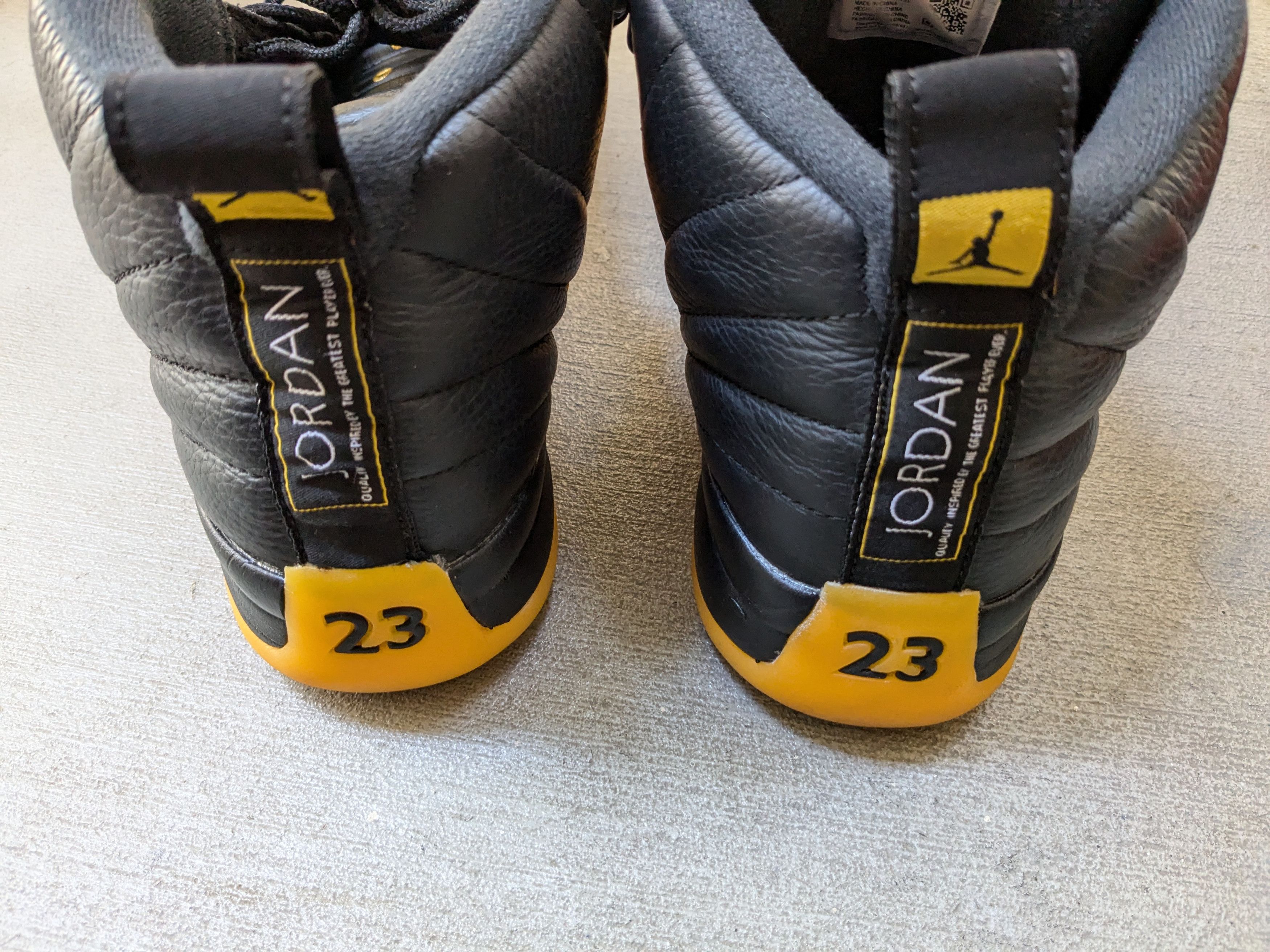Jordan Brand Nike Air Jordan 12 Retro University Gold 8.5 Yellow Black Size US 8.5 / EU 41-42 - 14 Thumbnail