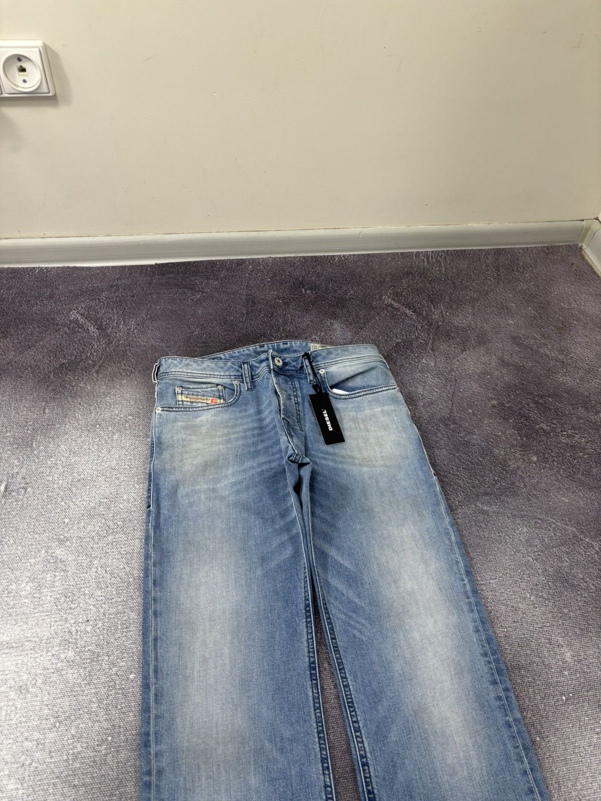 Diesel Diesel Zatiny Regular Bootcut NWT Men’s Blue Denim Jeans Size US 28 / EU 44 - 4 Thumbnail