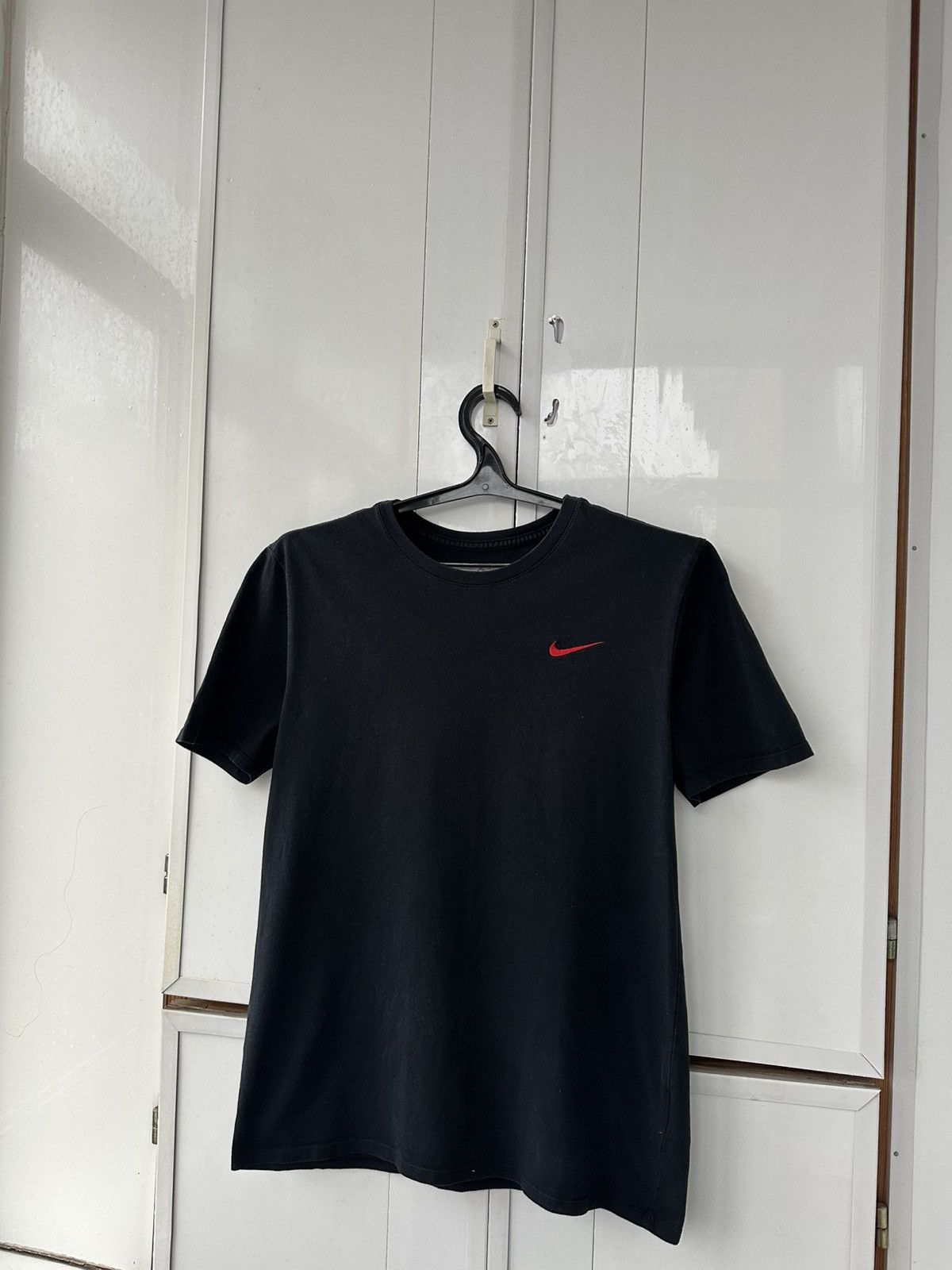 Nike Vintage Nike T-shirt Red Swoosh Size US M / EU 48-50 / 2 - 2 Thumbnail