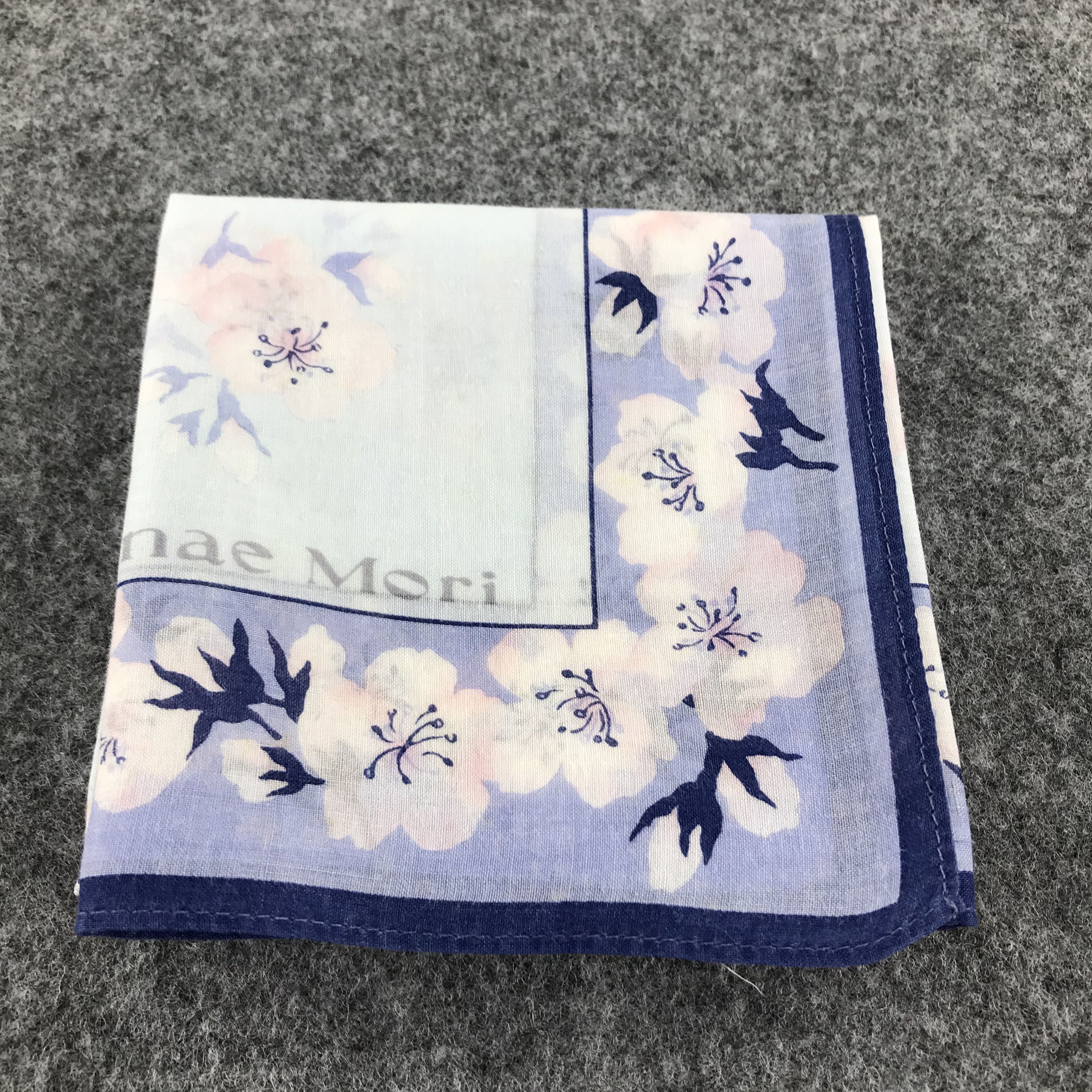 Hanae Mori × Vintage Hanae Mori Handkerchief Neckerchief Bandana H231 Size ONE SIZE - 8 Thumbnail