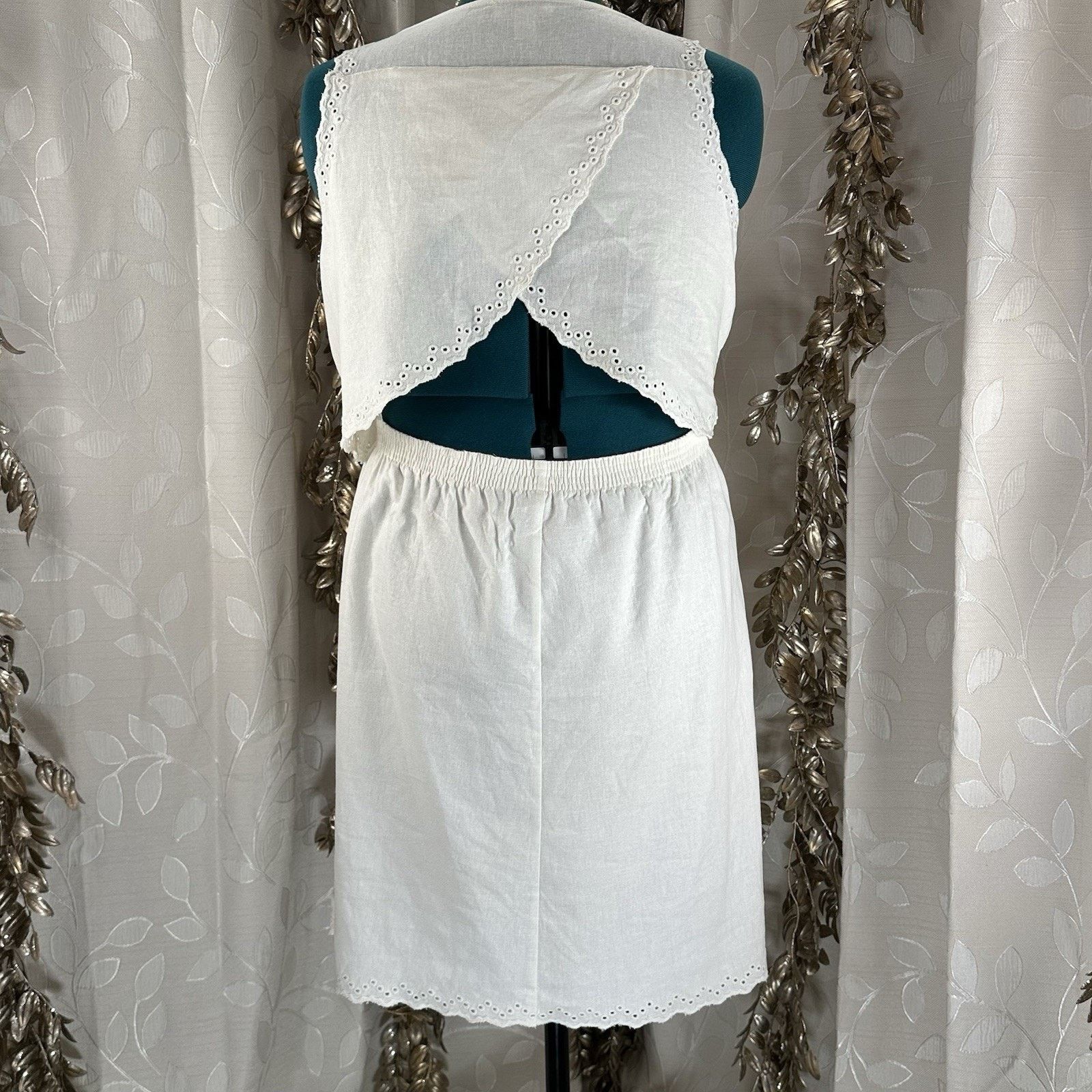 Loft LOFT White Eyelet Linen Dress Size 14 Sleeveless open back Size XL / US 12-14 / IT 48-50 - 3 Thumbnail