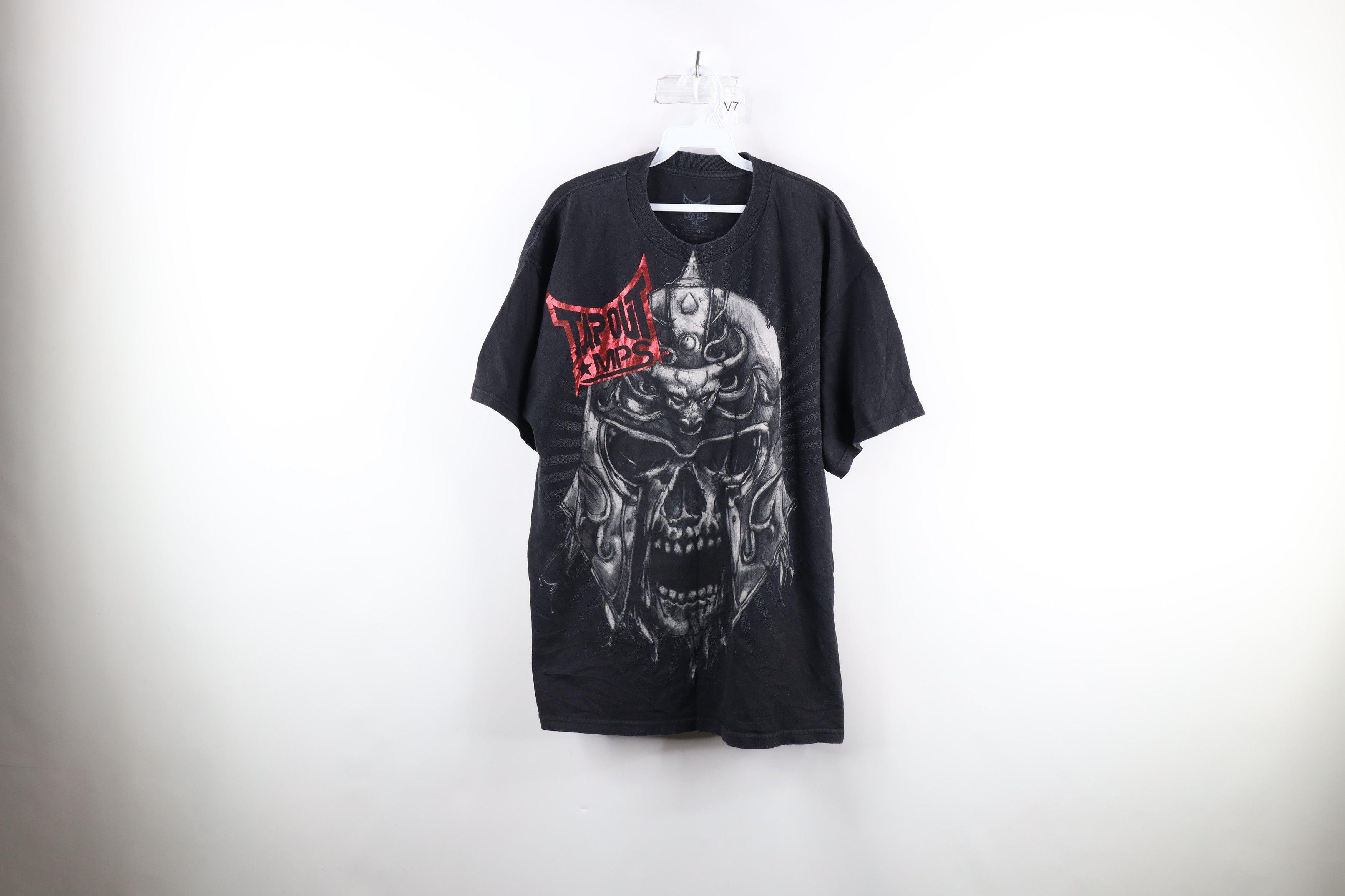 Image of Vintage Tapout Out Skull Warrior Mma Ufc Fighting T-Shirt in Black, Men's (Size XL)