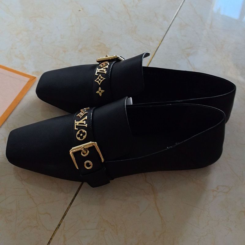 Louis Vuitton Louis Vuitton Black Casual Loafers for Women 0079 Size US 8 / IT 38 - 1 Thumbnail