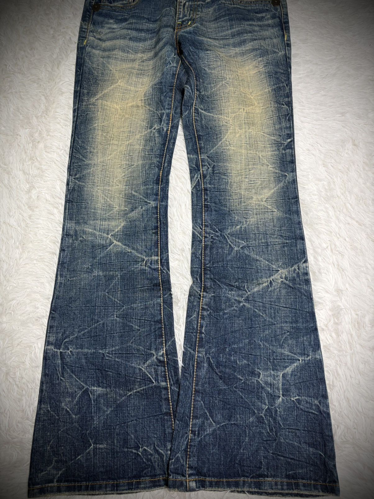 Obelisk Rare Maraxia crazy mudwash flared jeans whisker Size US 31 - 2 Thumbnail