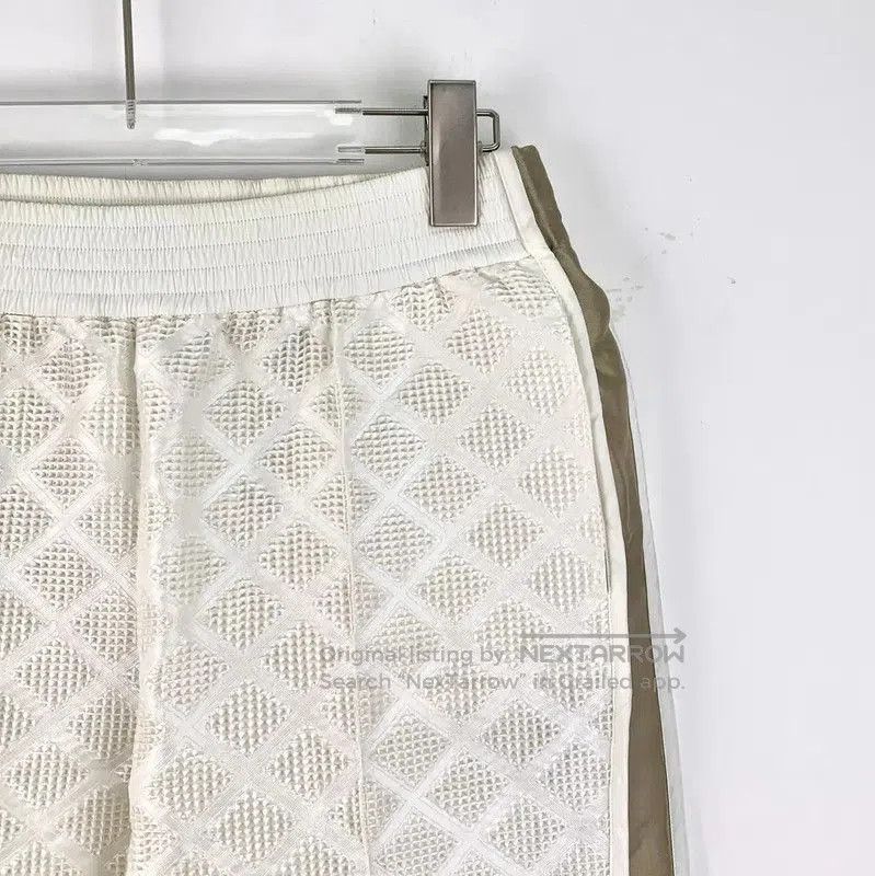 Chanel Chanel White Polyester Casual Pants for Women . Size 23" - 3 Thumbnail