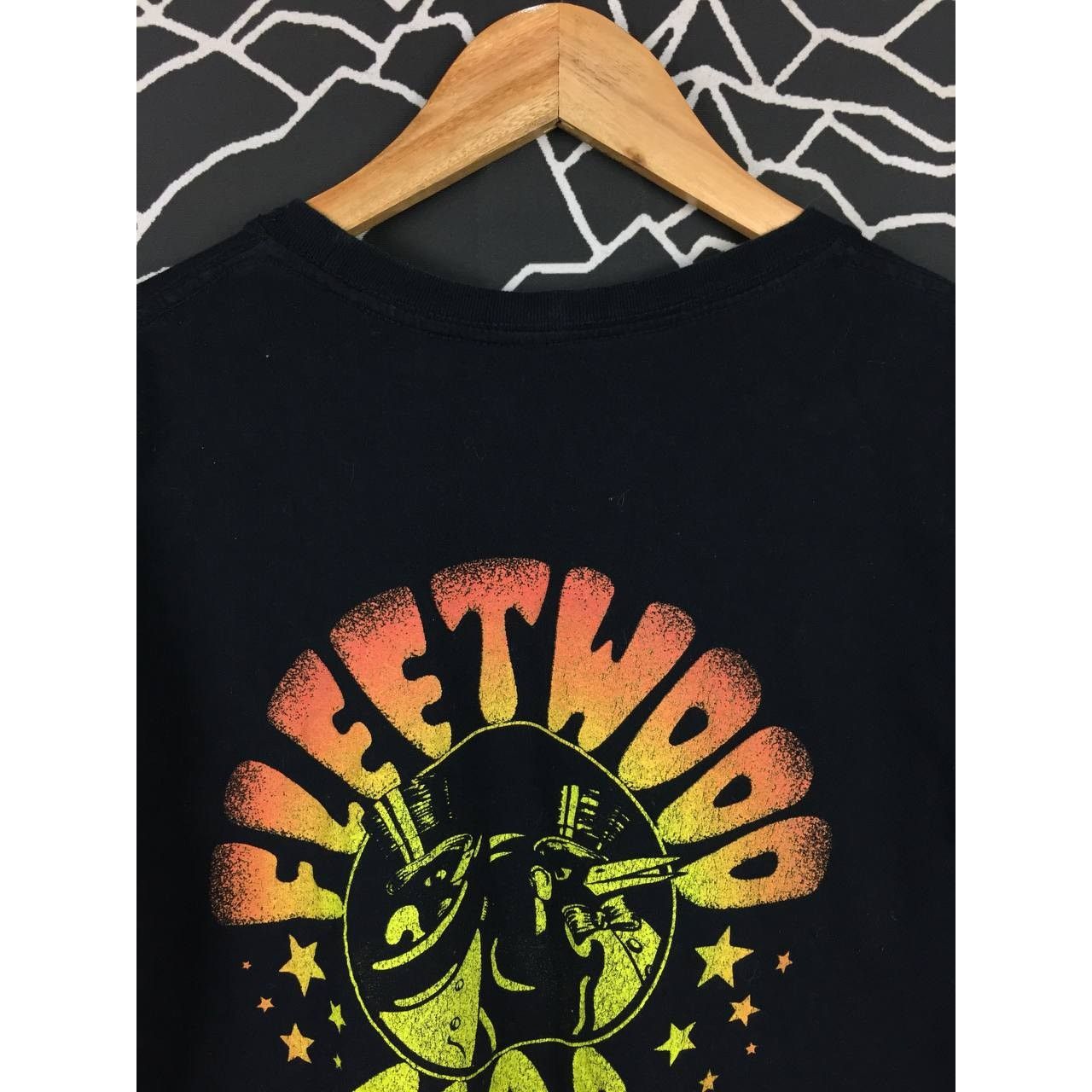 Band Tees Fleetwood Mac British Rock Band On Tour Tee Size L Size US L / EU 52-54 / 3 - 3 Thumbnail