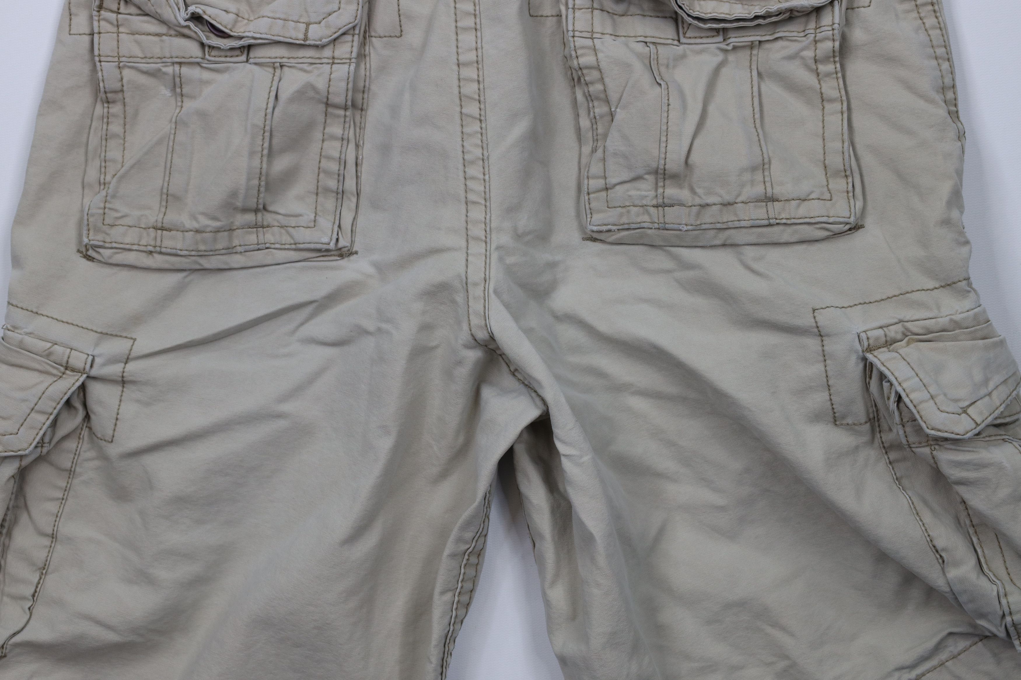 Aeropostale × Vintage Vintage Y2K Aeropostale Flower Cargo Shorts Beige Cotton Size US 31 - 13 Thumbnail