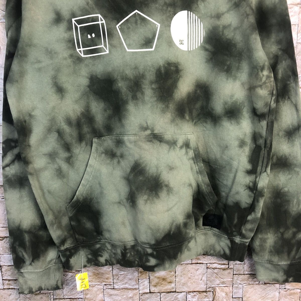 DC DC X Evan Smith Green ripped acid wash Sweatshirt #A187 Size US M / EU 48-50 / 2 - 6 Thumbnail