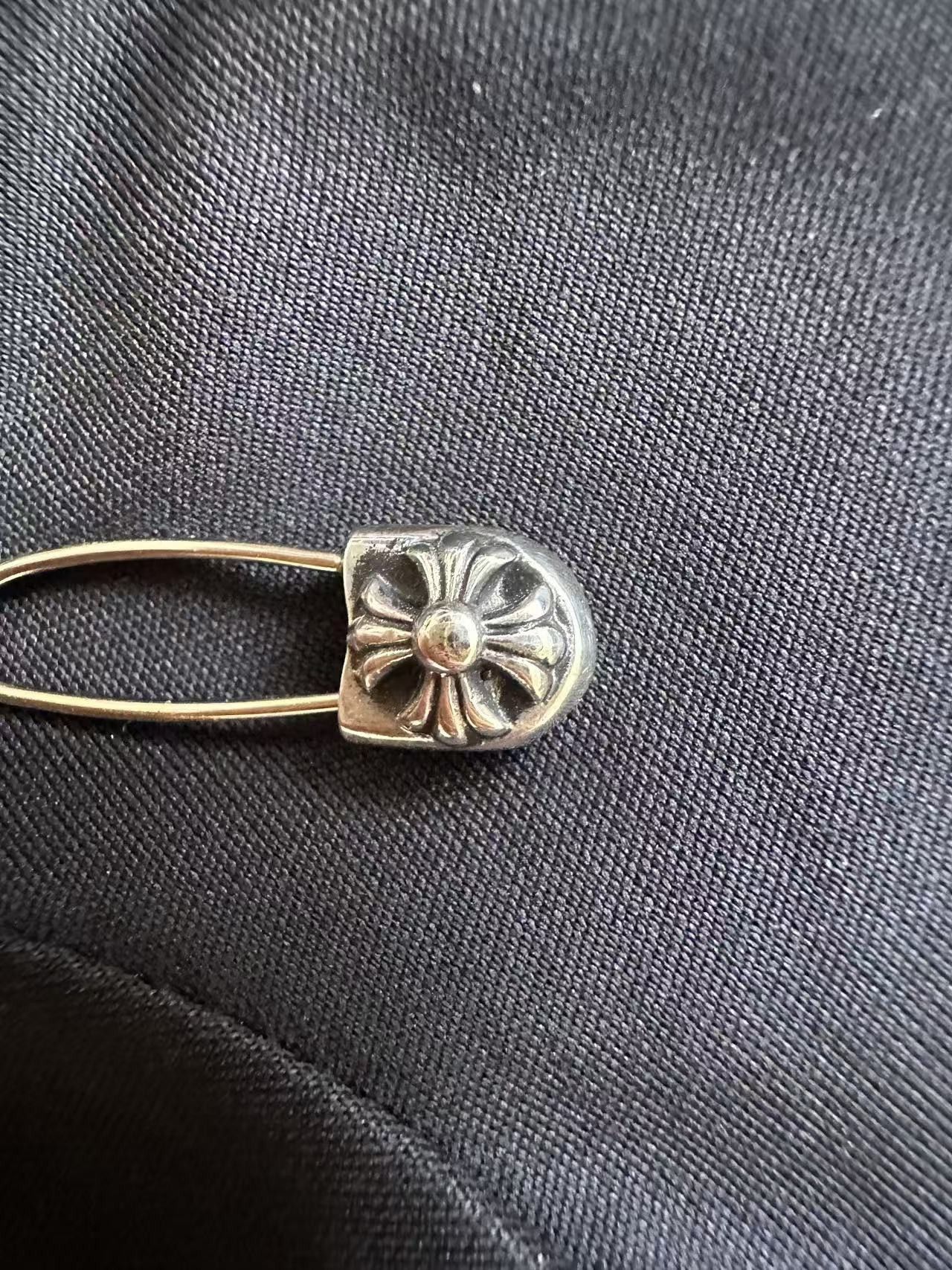 Chrome Hearts Chrome Hearts Silver Cross Safety Pin Earring Size ONE SIZE - 5 Thumbnail