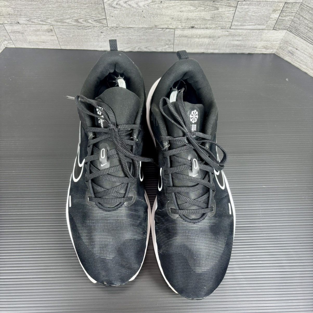 Nike Nike Downshifter Sz 13Black/White/Dark Smoke Grey Men's 12 Size US 13 / EU 46 - 3 Thumbnail